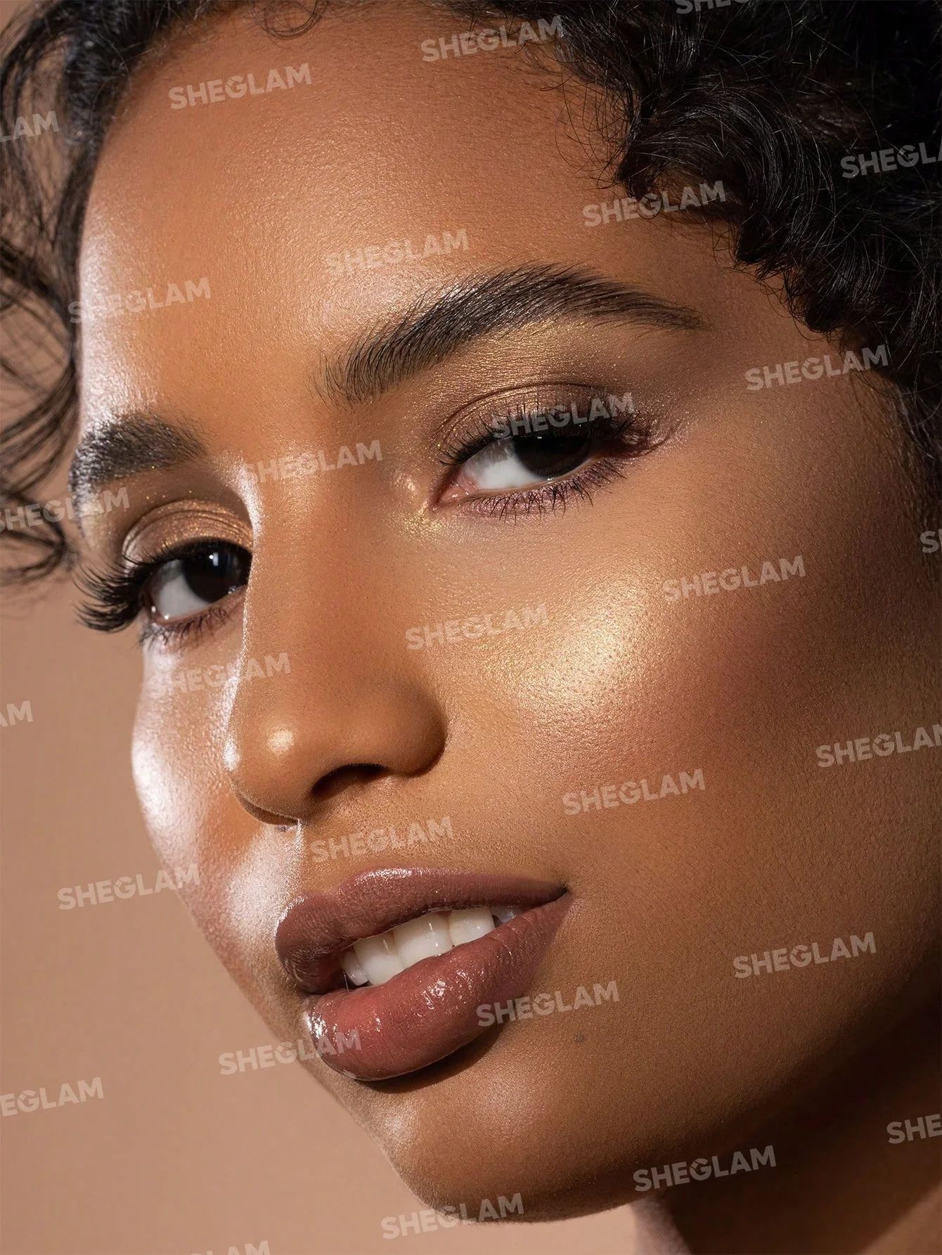 SHEGLAM Glow Bloom Liquid Highlighter - Tea Cake_2