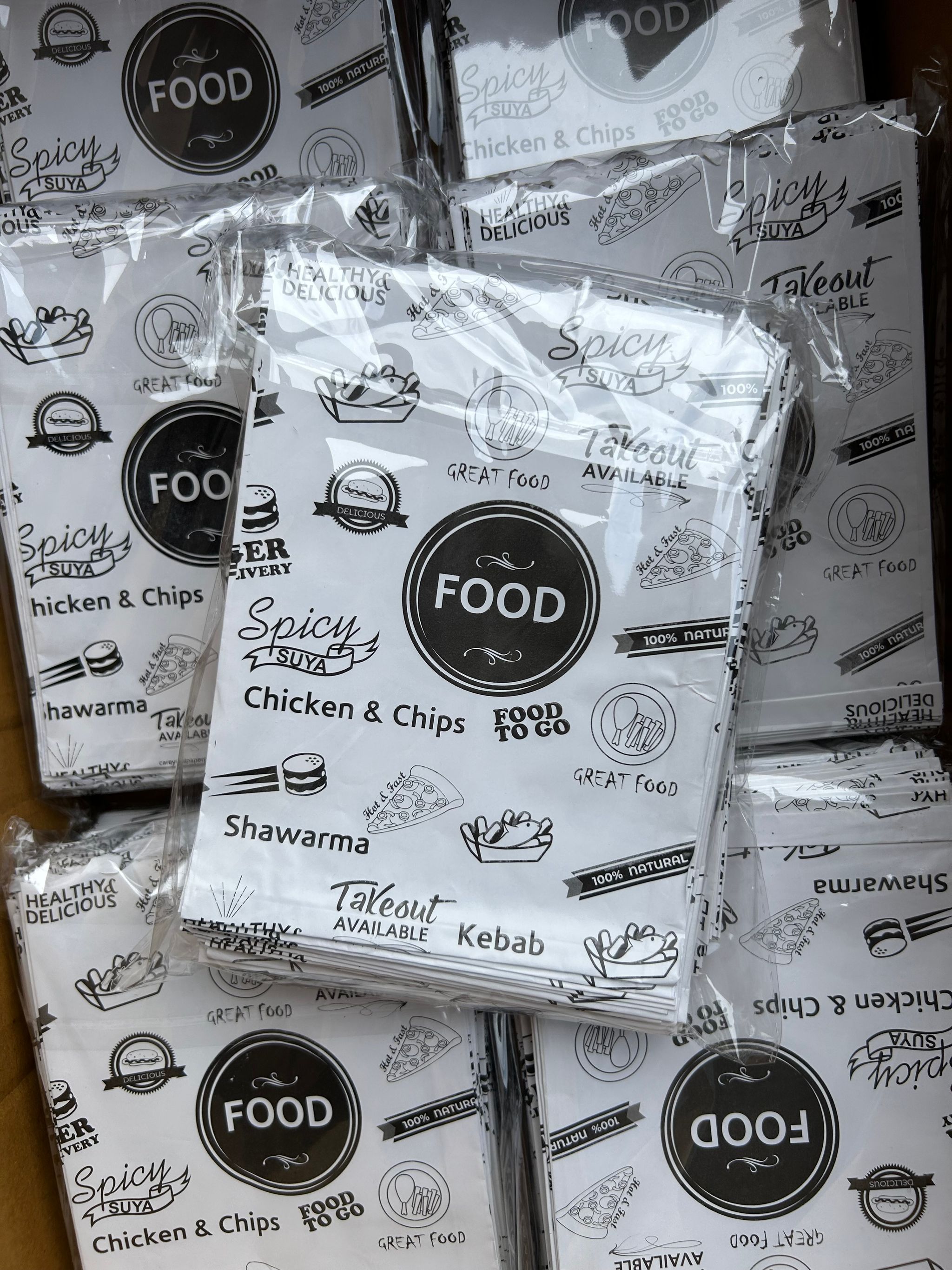 “FOOD” TREATS TAKEOUT BAGS - 7” x 5.5” - CARTON OF 1000 PIECES _6