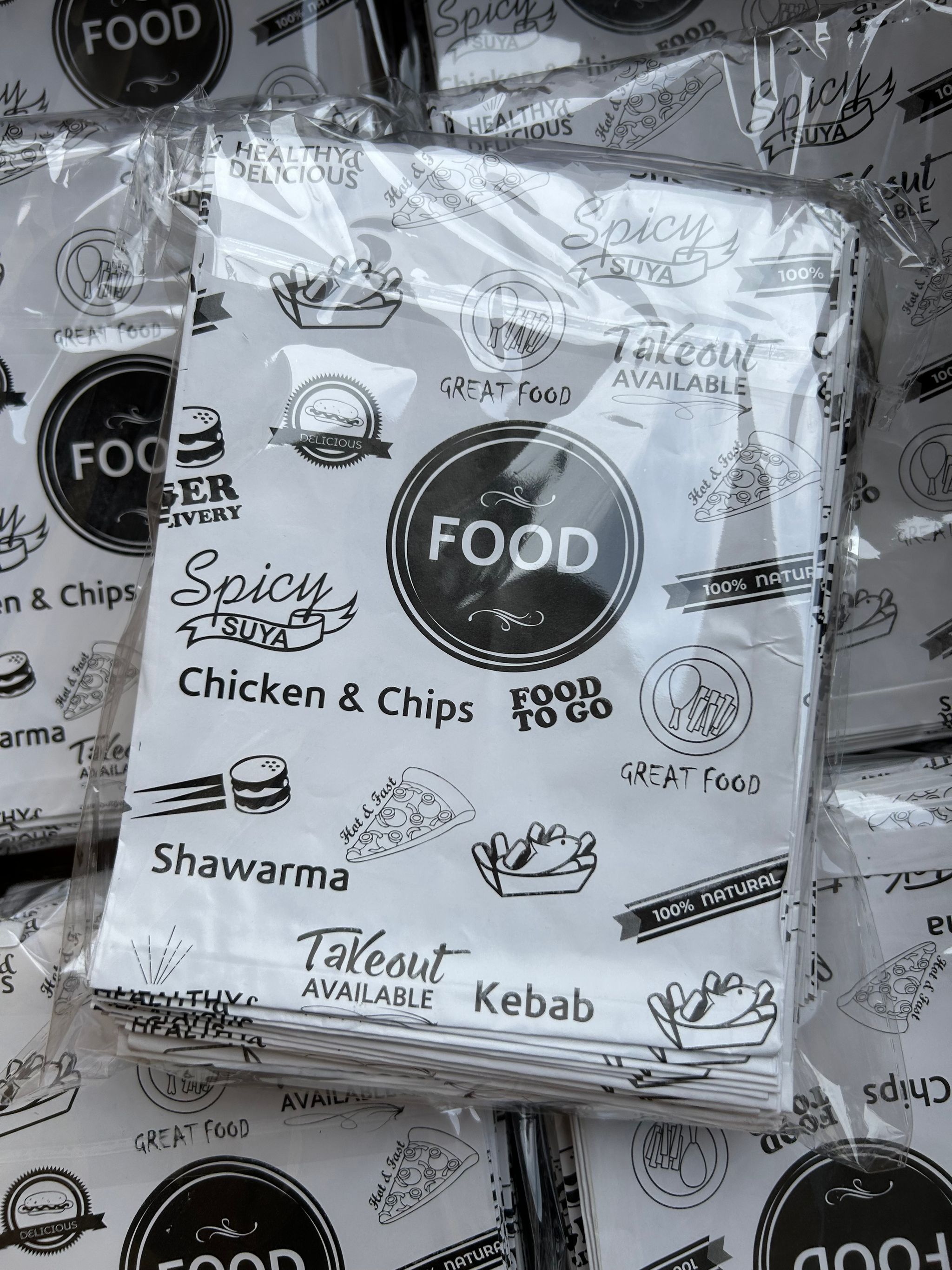 “FOOD” TREATS TAKEOUT BAGS - 7” x 5.5” - CARTON OF 1000 PIECES _8