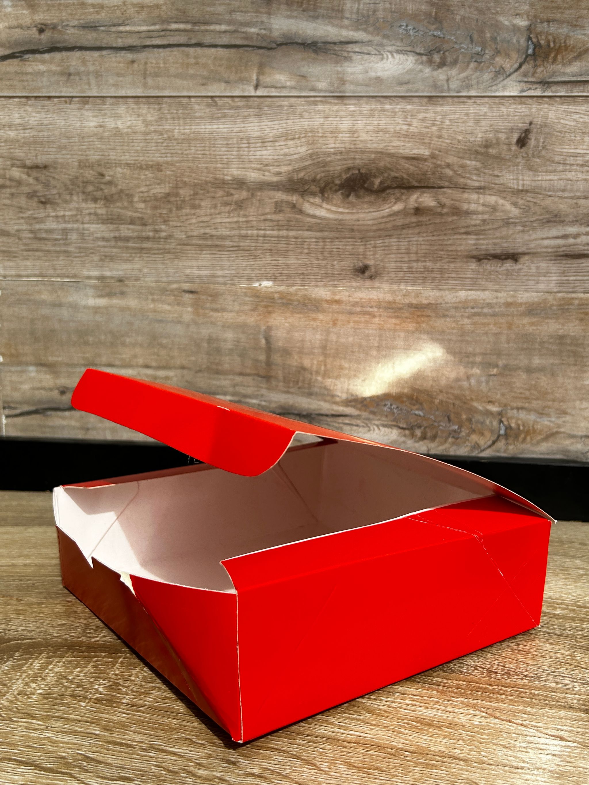 PLAIN RED “ER” TAKEOUT BOXES - 8” x 8” x 3.5” _5