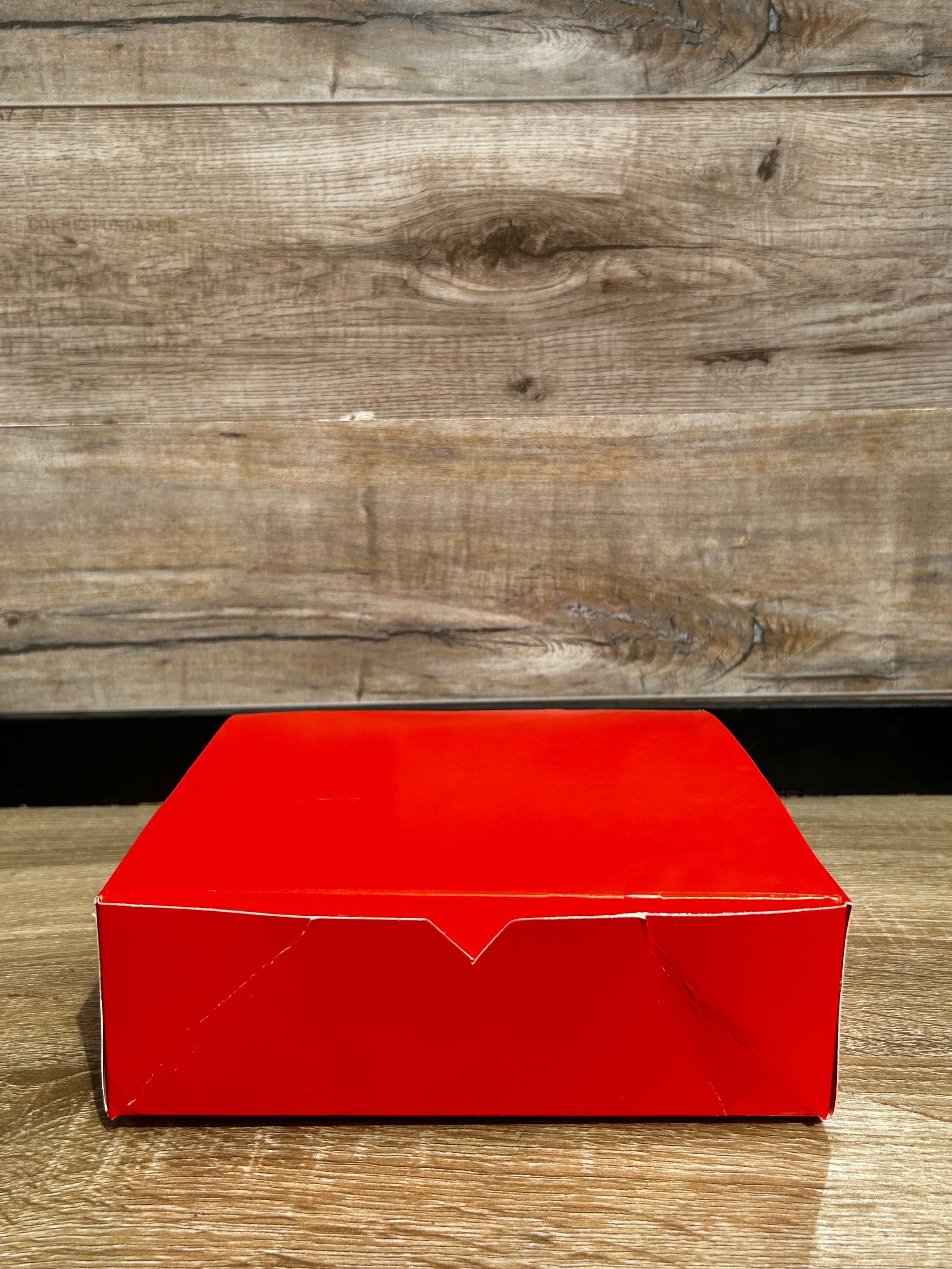 PLAIN RED “ER” TAKEOUT BOXES - 8” x 8” x 3.5” _0