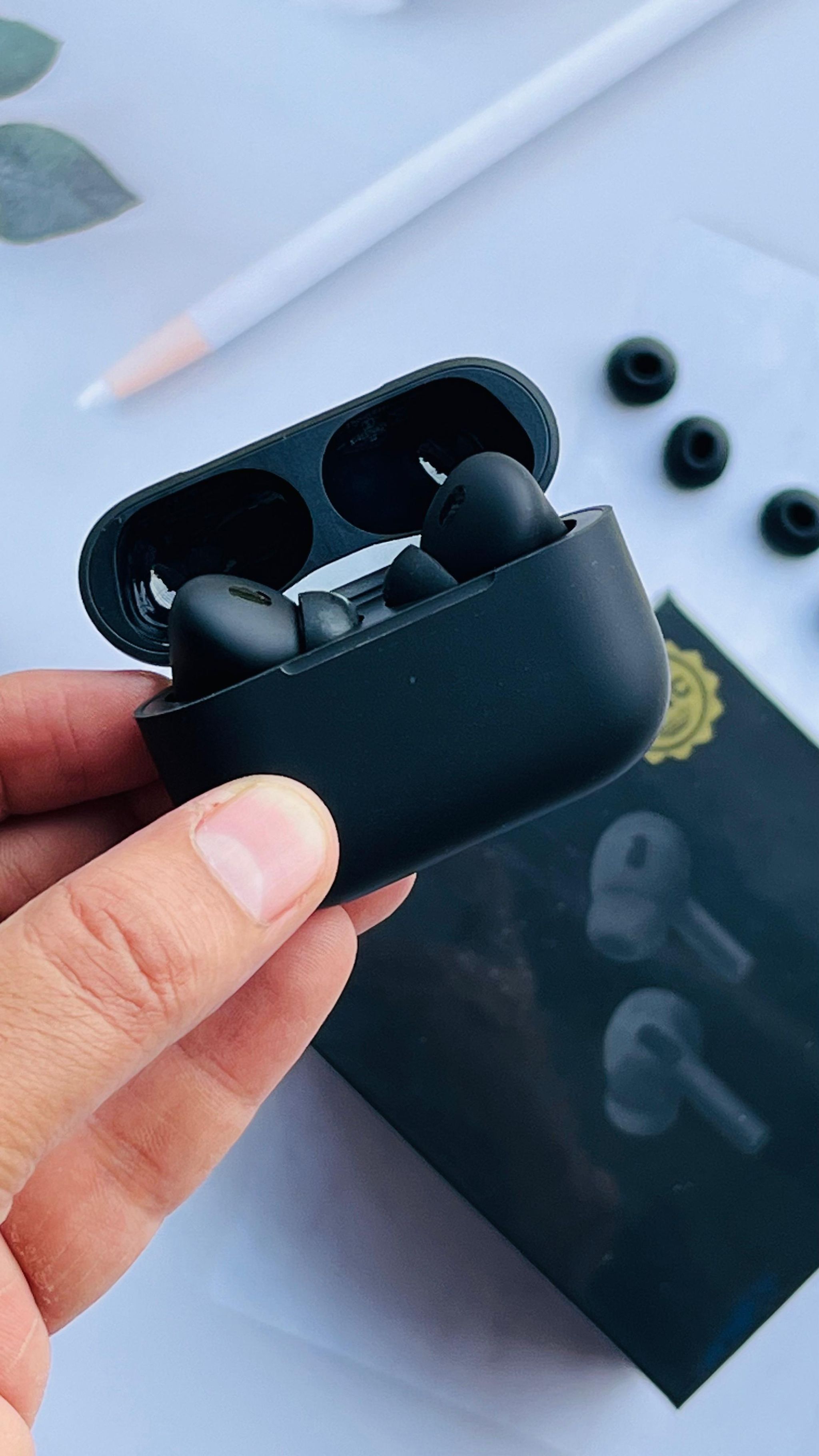 AIRPODS PRO 2 BLACK _1