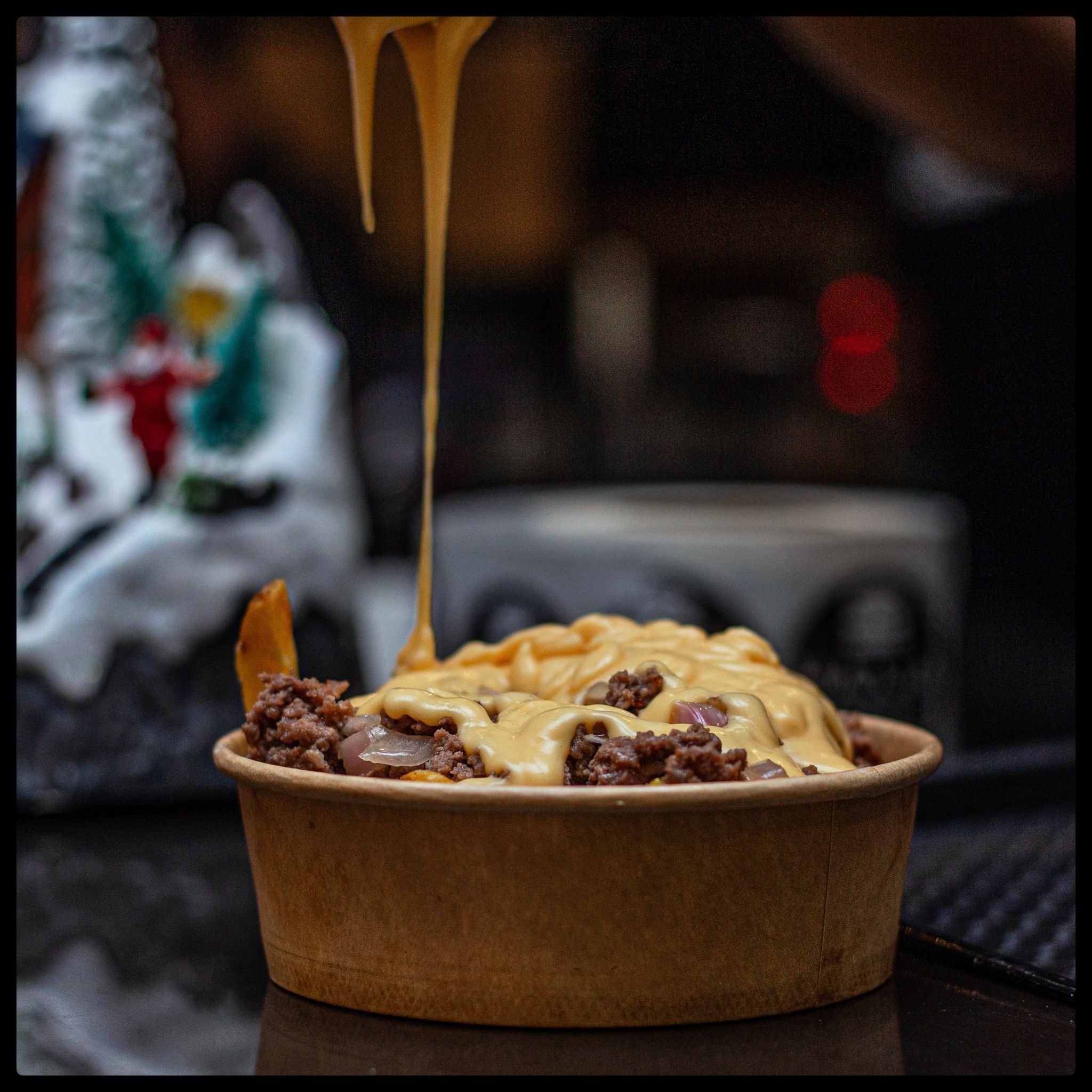 Frites au Fromage avec viande hachée & oignons_0