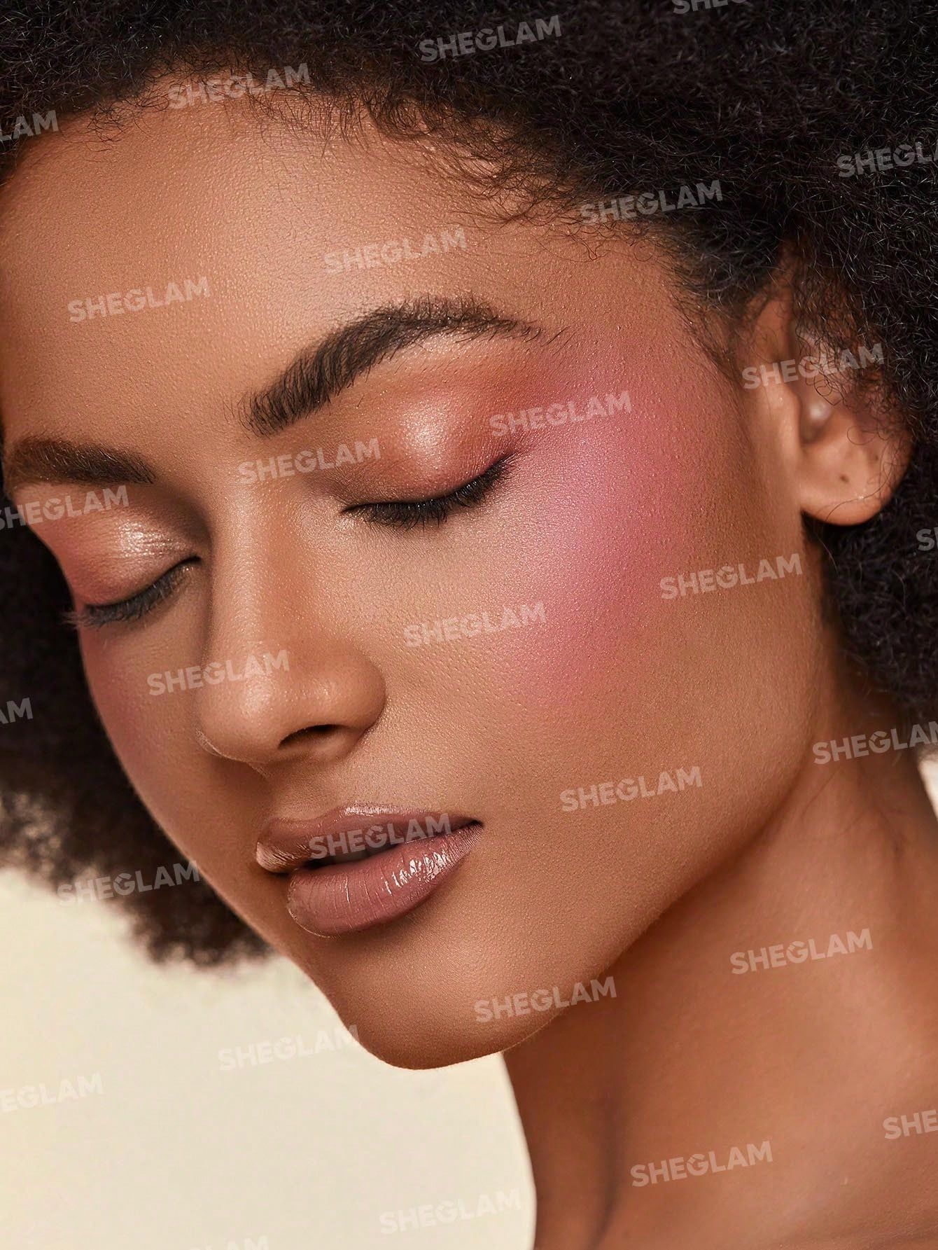 SHEGLAM Divine Flush Matte Blush - Daydreaming_3