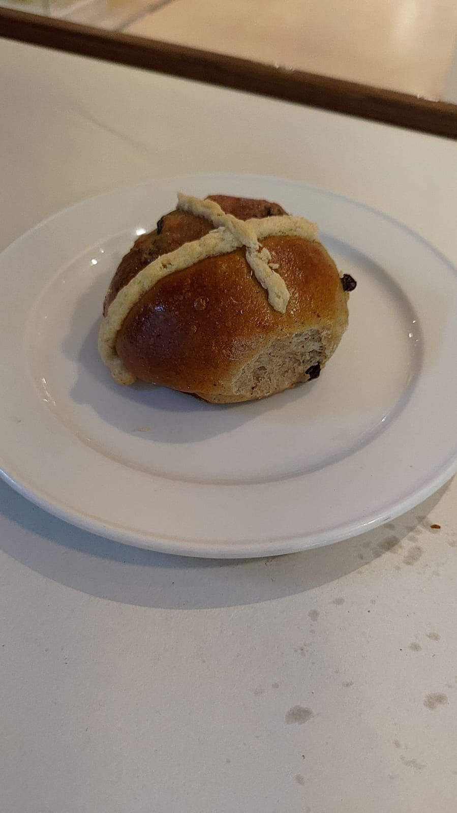 Hot cross bun_0