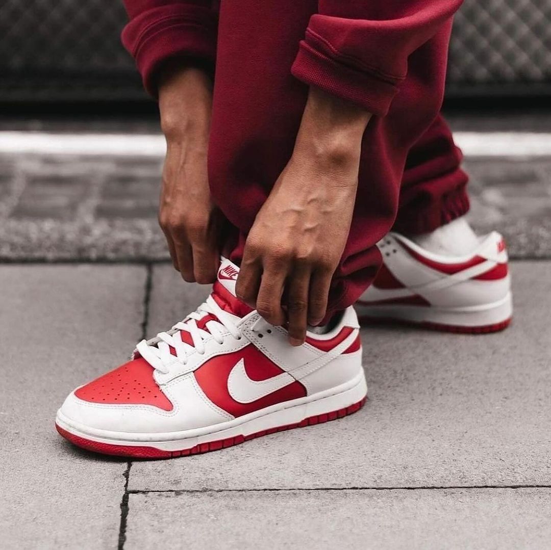 Nike SB Dunk Championship Red_0