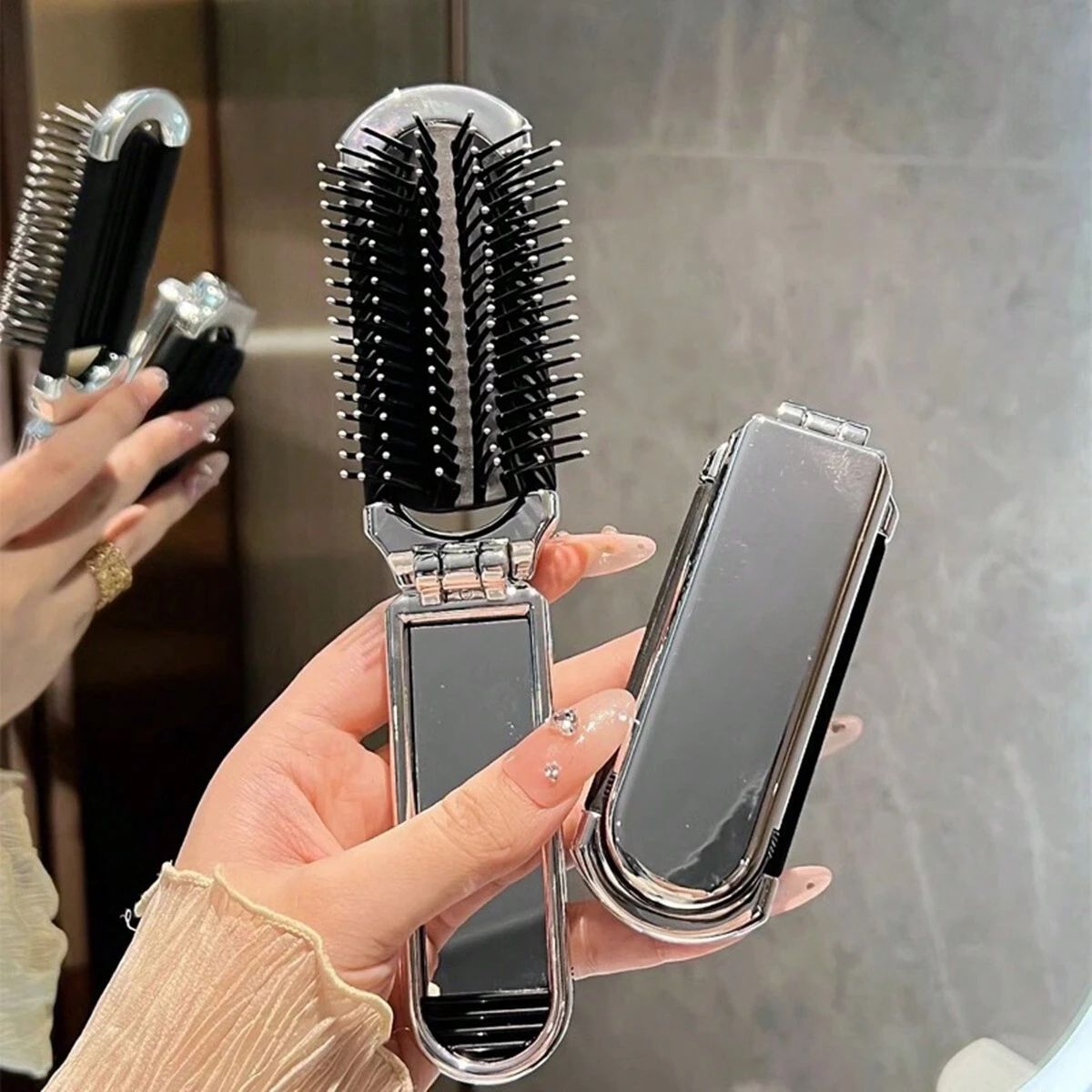 Portable Folding Mini Comb with Mirror_6