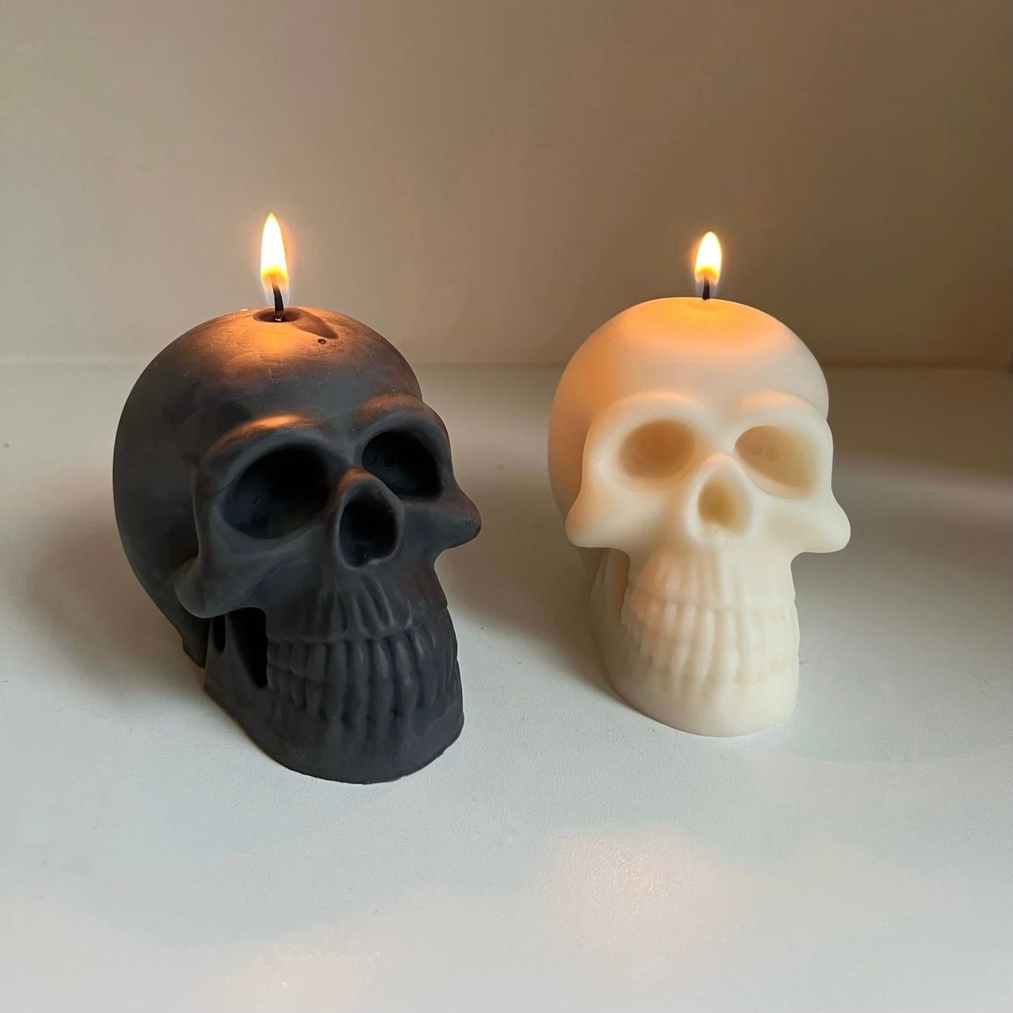 SKULL CANDLE_1