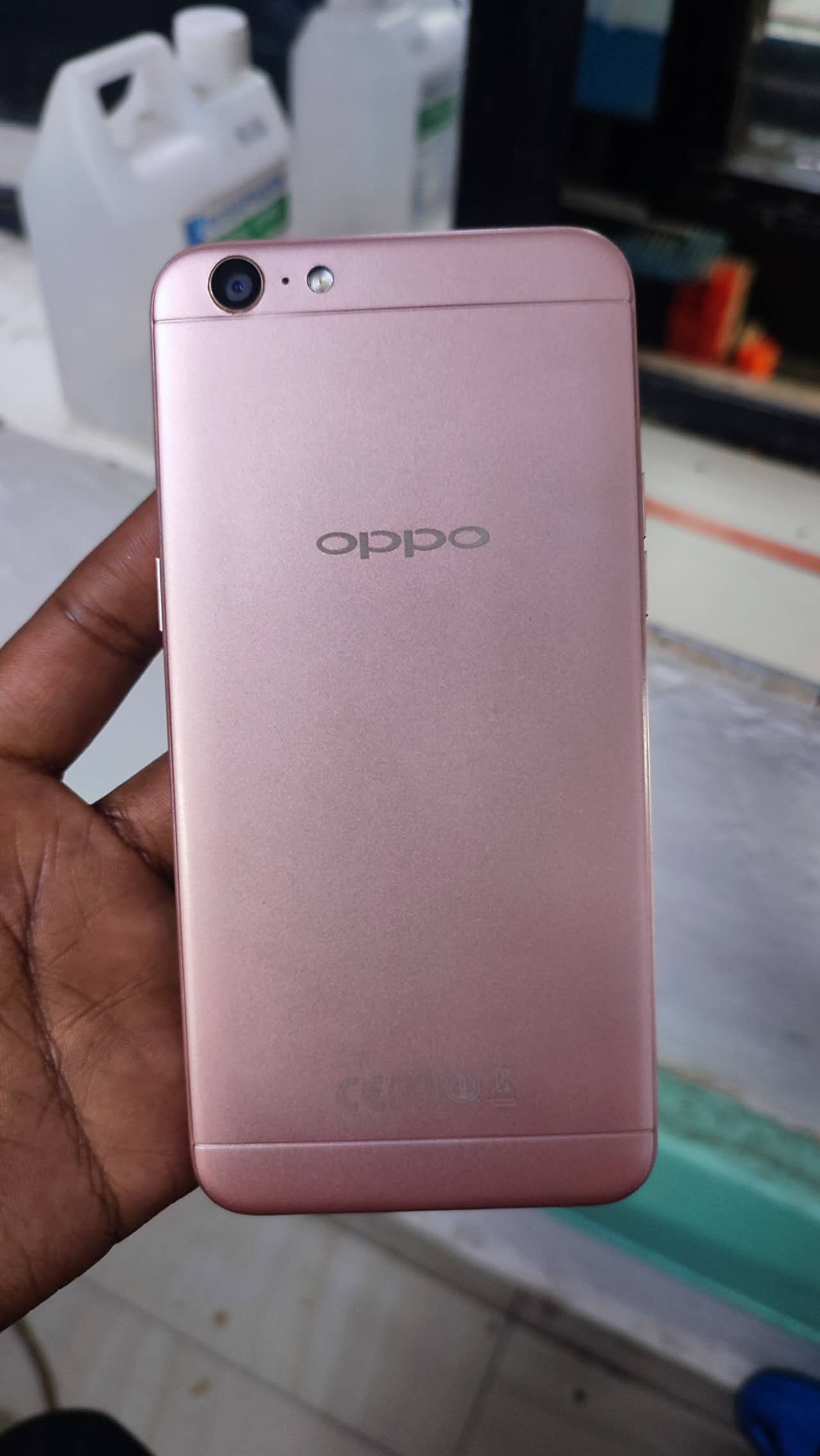 Oppo A57_1