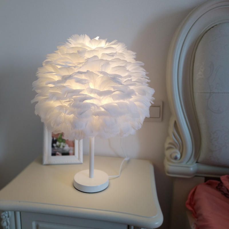 feather table lamp_1