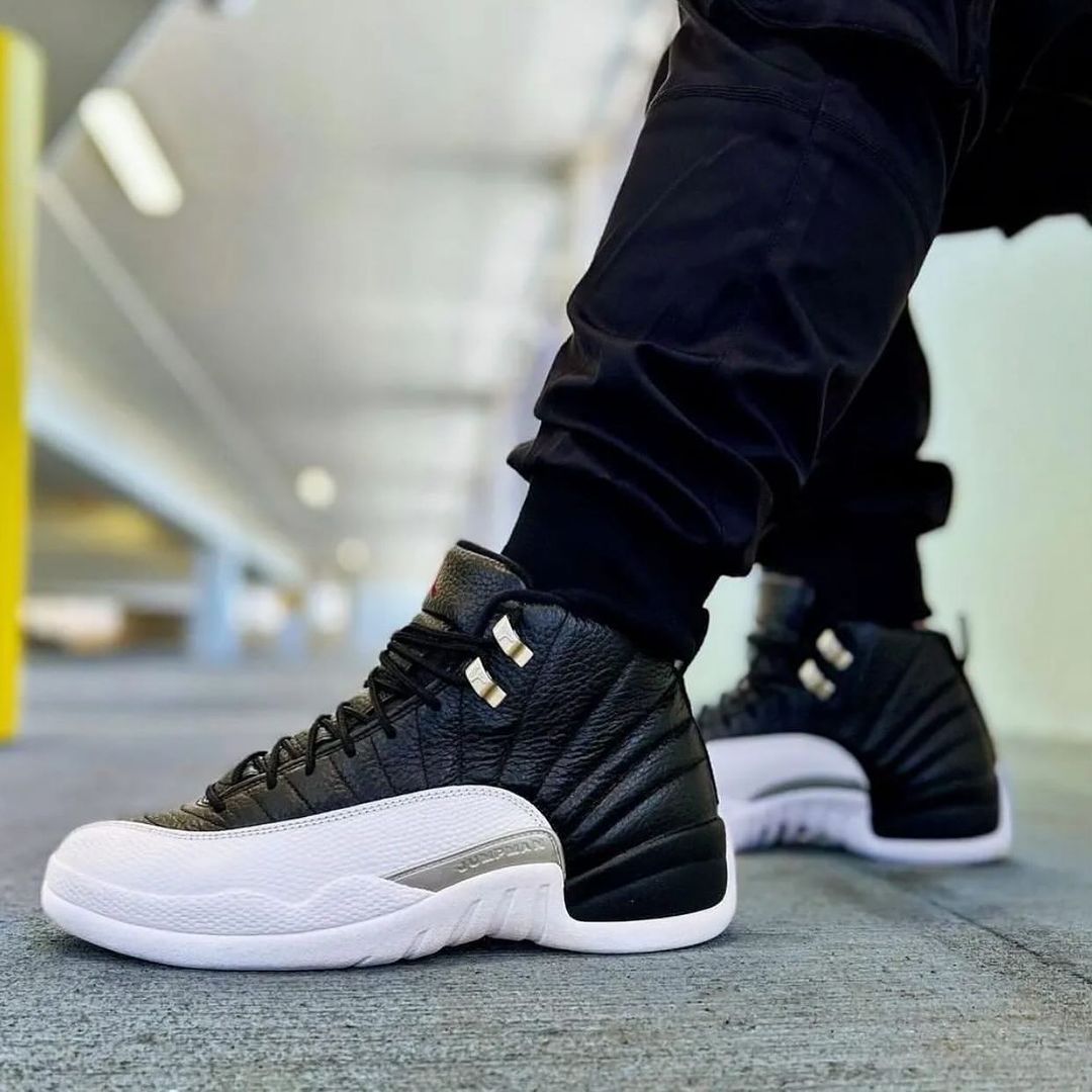 Air Jordan 2 "Playoffs"_2