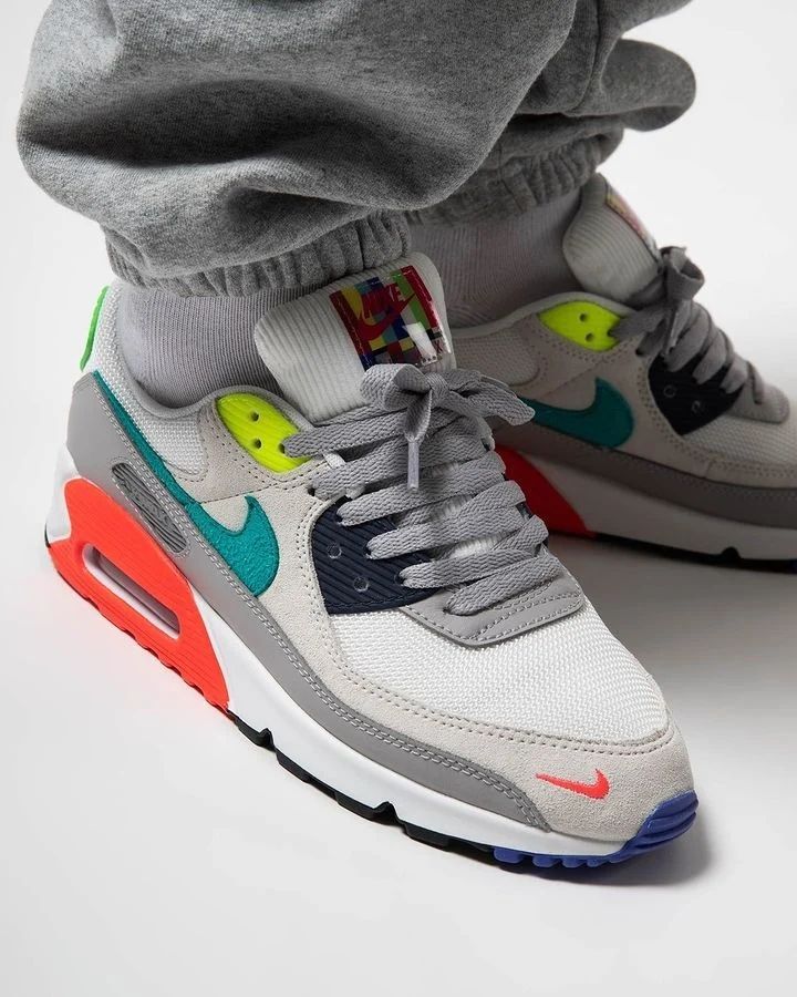 Nike Air Max 90 "Evolution of Icons"_0