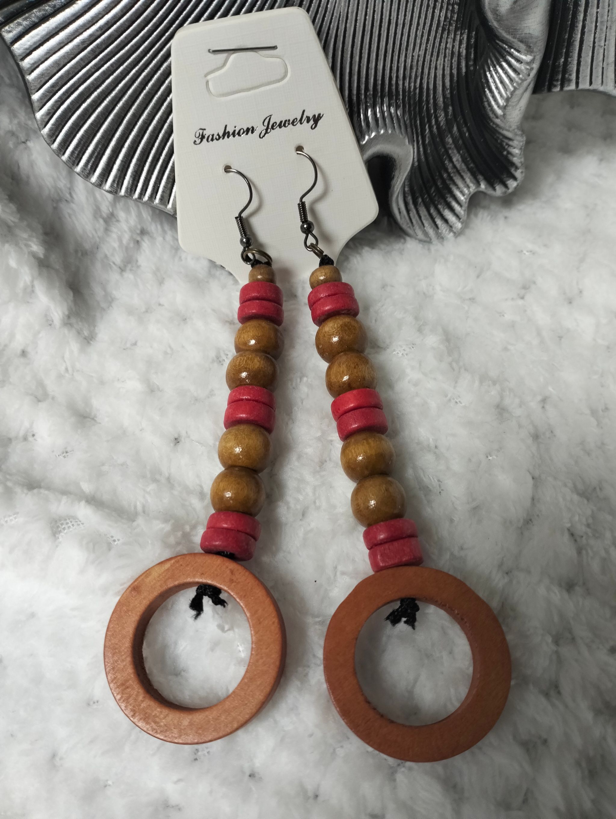 Round stringy brown earrings _0