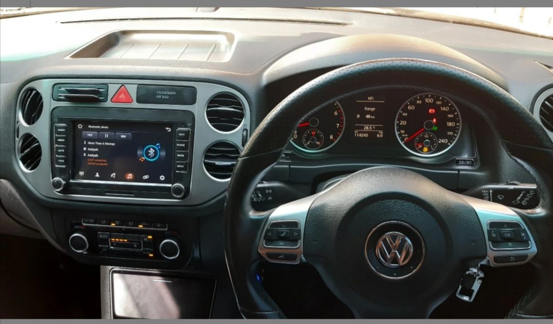 VW UNIVERSAL 7 INCH _1