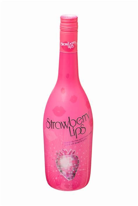 STRAWBERRY LIPS 750ML_0