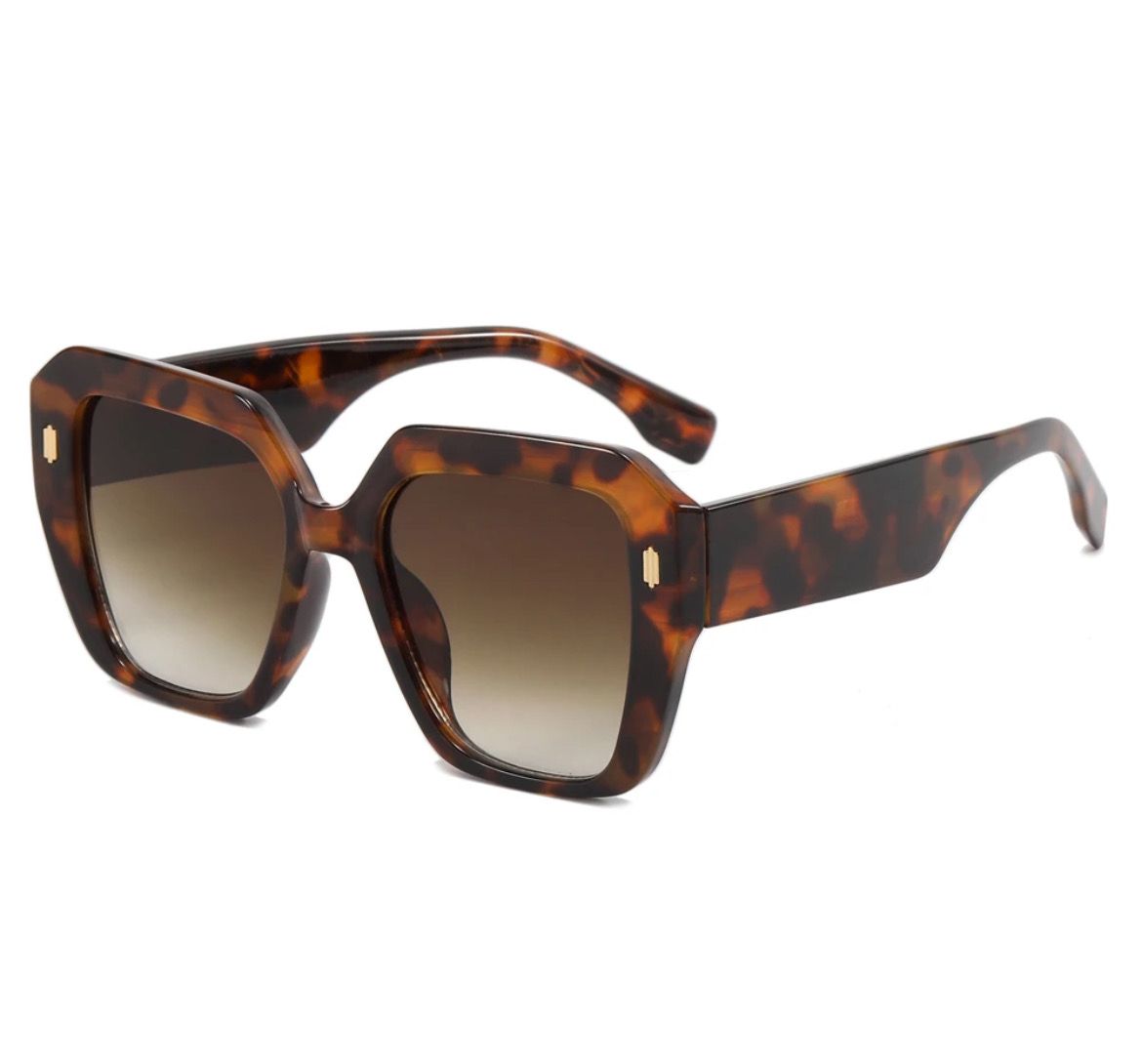 Elvira sunglasses_1