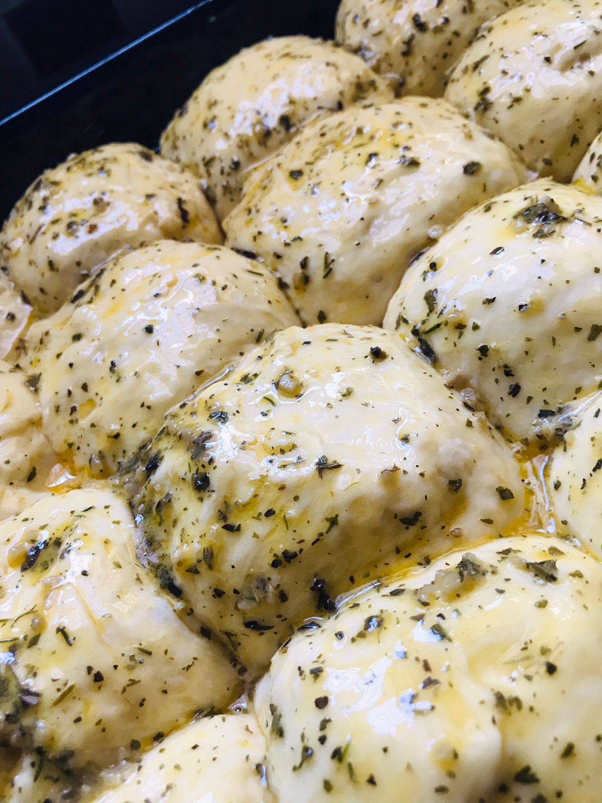 Herbed dough balls_0