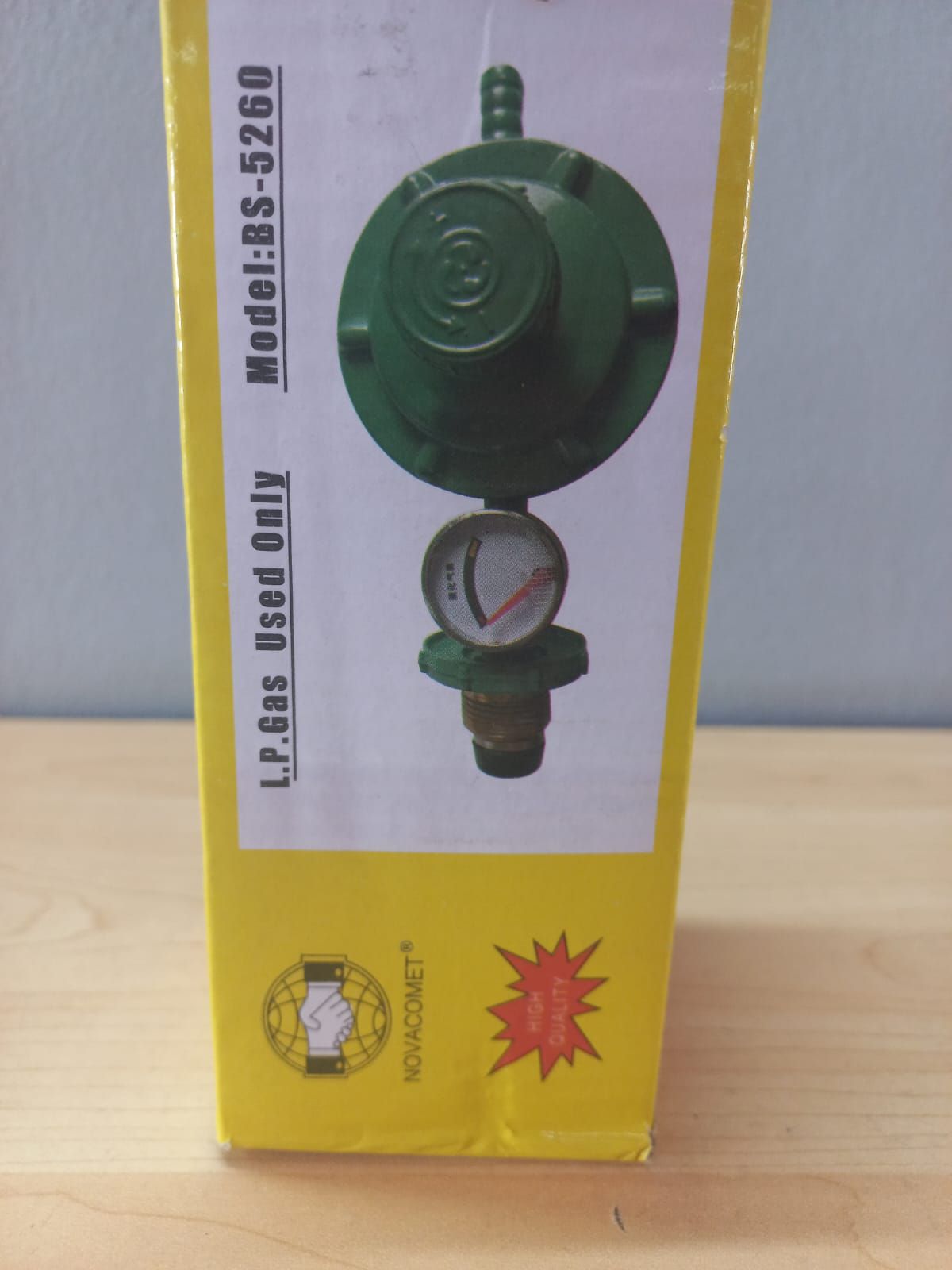 GAS REGULATOR WITH GUAGE_0