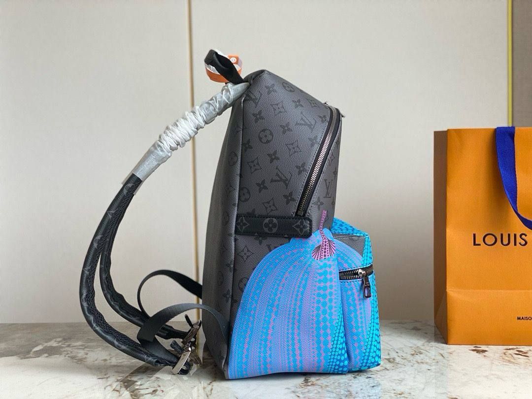  LOUIS VUITTON x YK Discovery Backpack_1