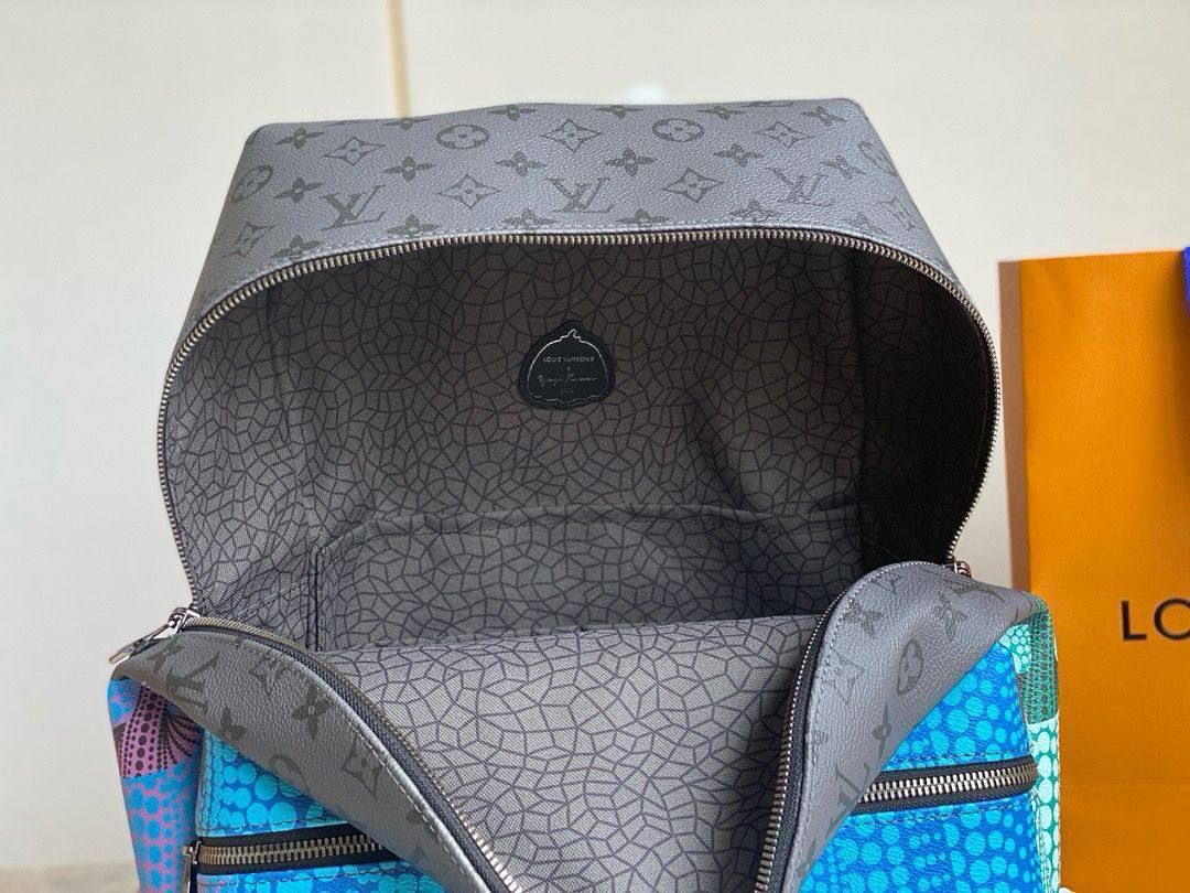  LOUIS VUITTON x YK Discovery Backpack_2