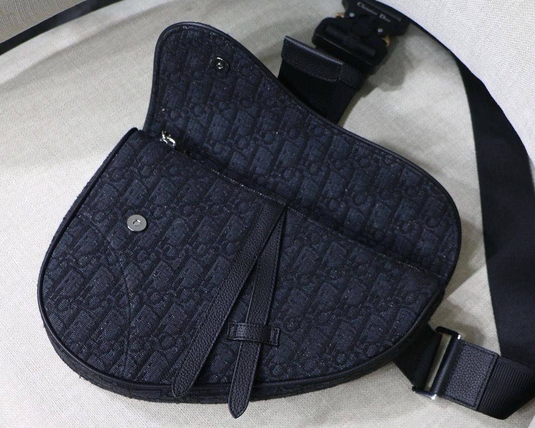 DIOR Saddle Bag Oblique_2