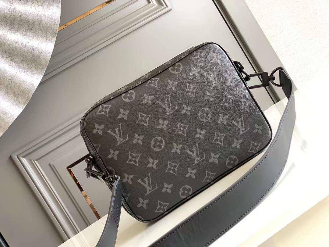  LOUIS VUITTON Steamer Messenger_2