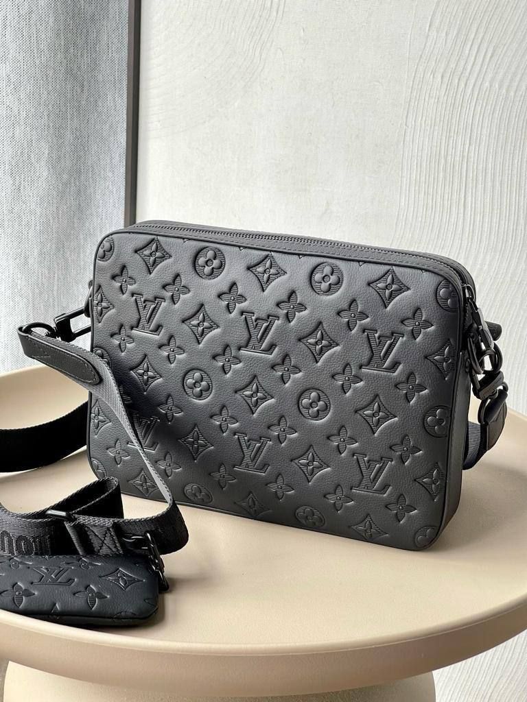  LOUIS VUITTON Trio messenger bag_5