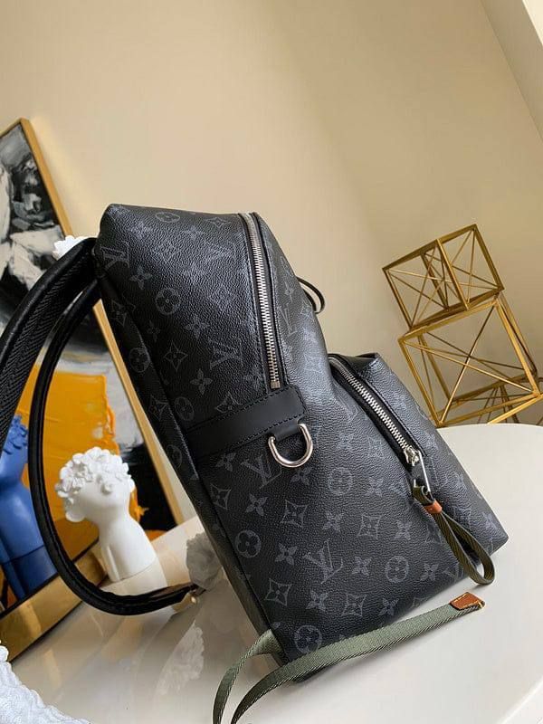  LOUIS VUITTON Discovery Backpack_1