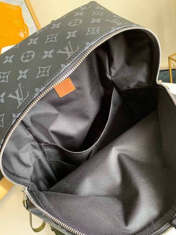  LOUIS VUITTON Discovery Backpack_6