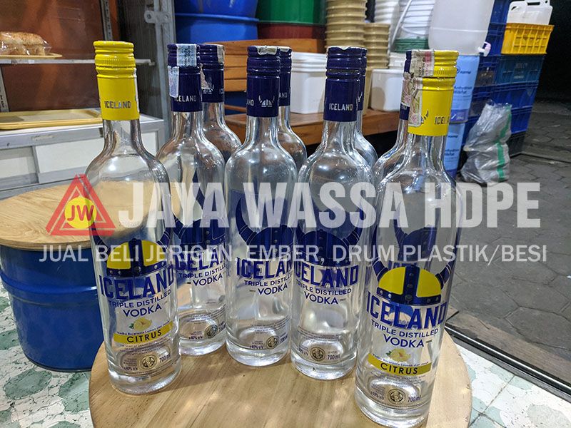 Botol Kaca Iceland 700ML Bekas Yogyakarta_1