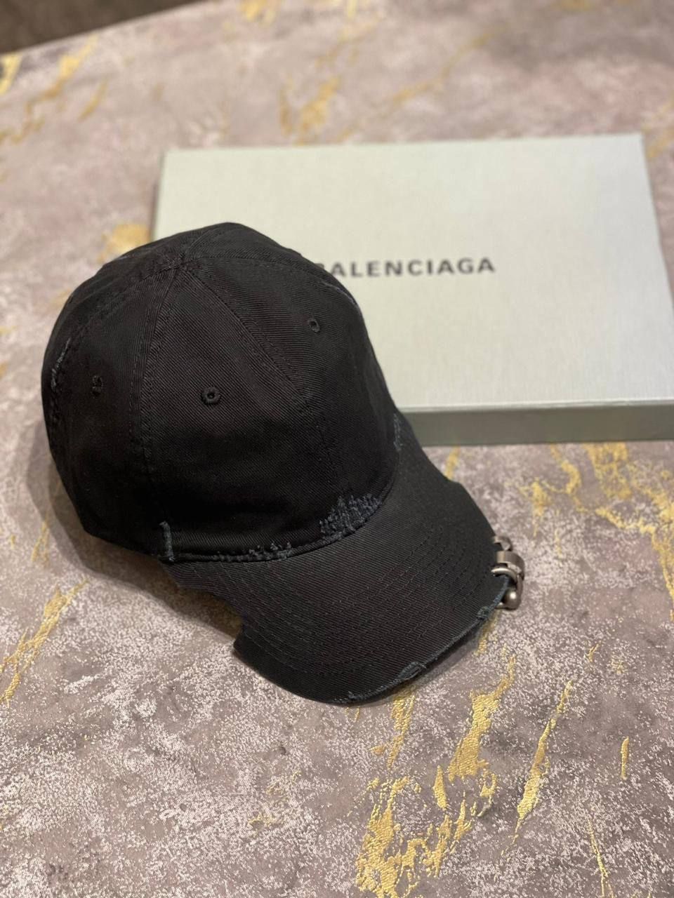 BALENCIAGA_0