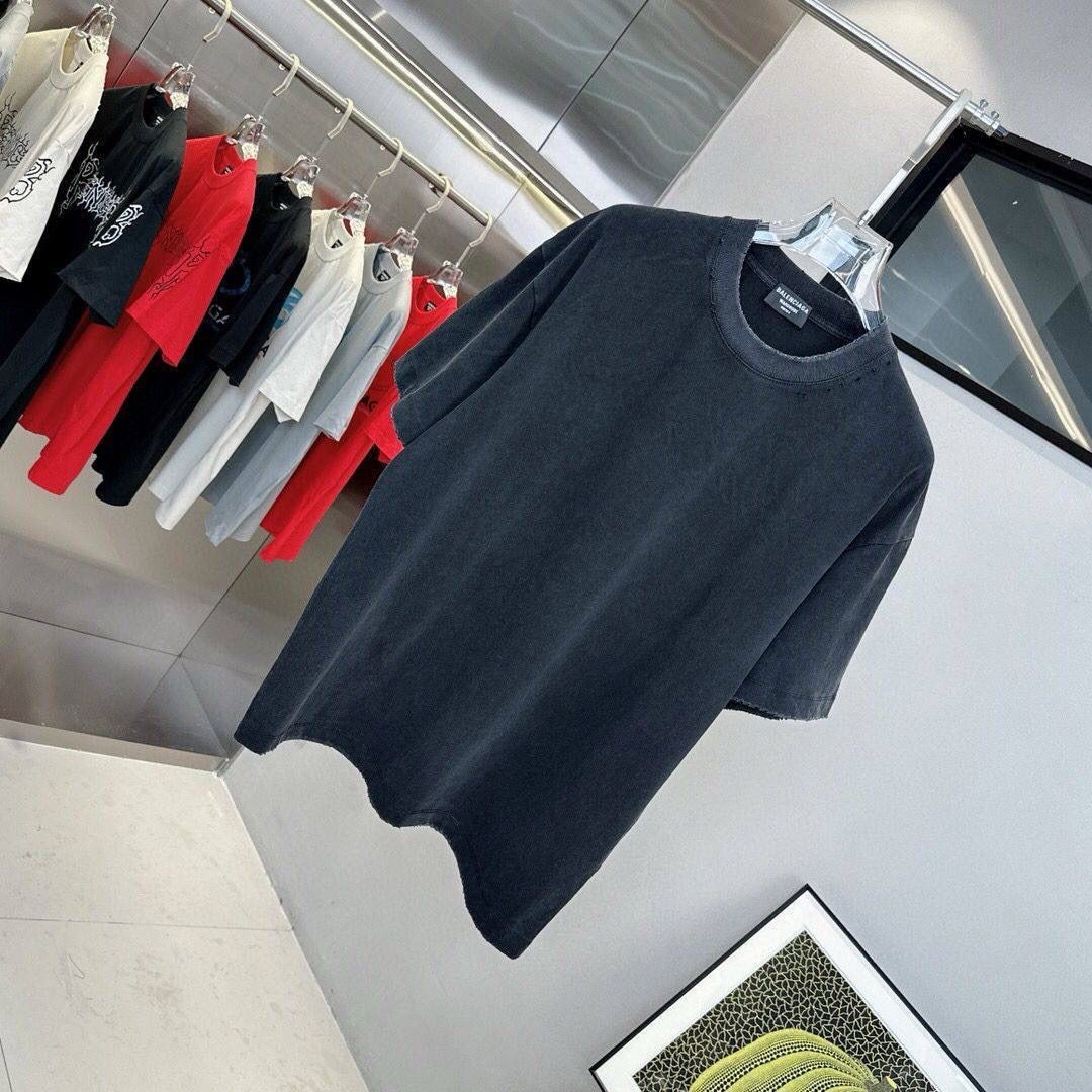 BALENCIAGA_1