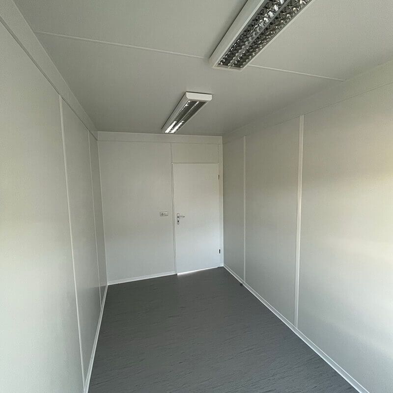 CONTENEUR SIMPLE WW AVEC VESTIBULE ET TOILETTES 15 M²_2