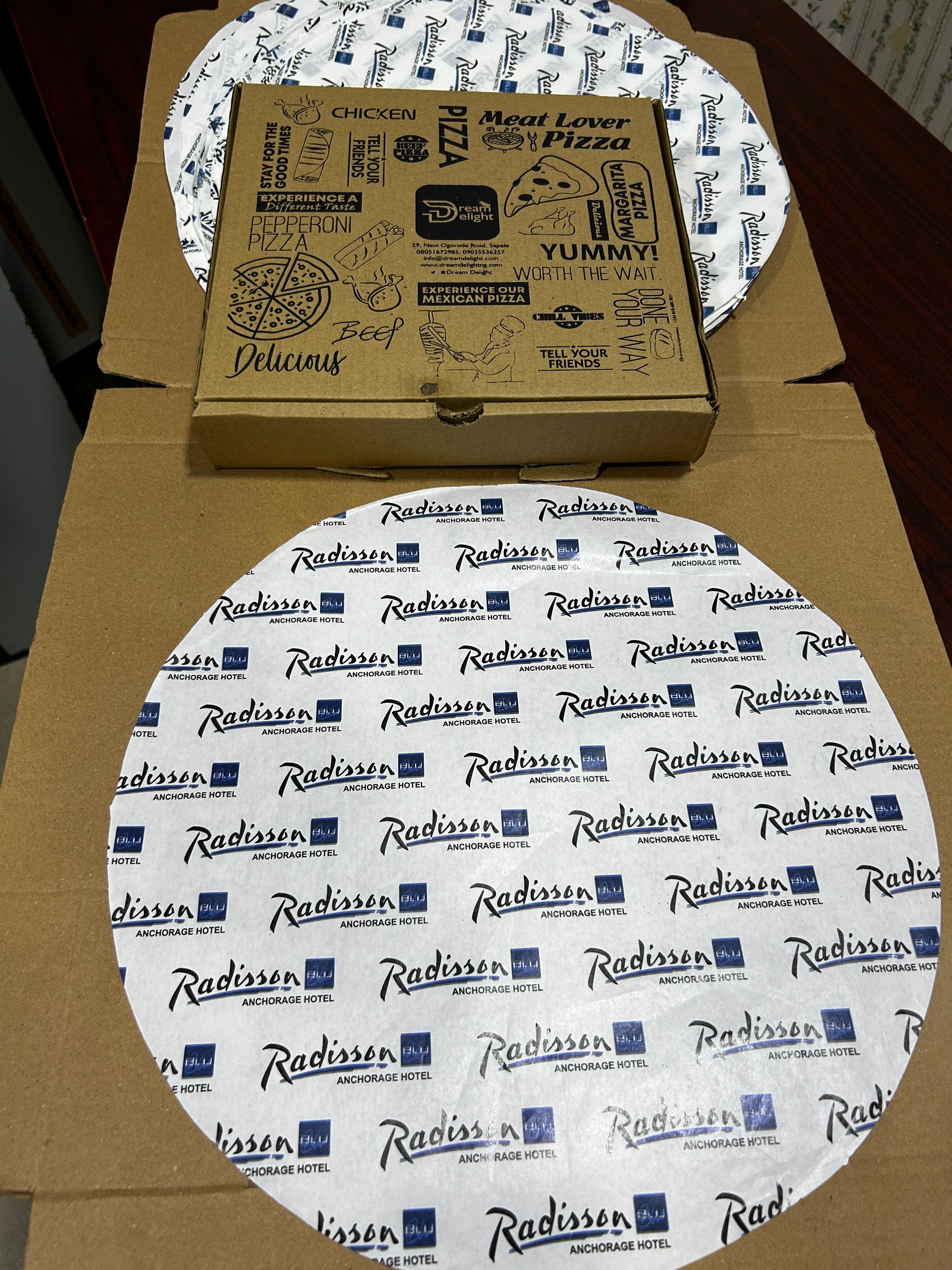 BRANDED 12” ROUND WOODEN TRAY PAPER LINERS / MINIMUM ORDER OF 1000 PIECES _0