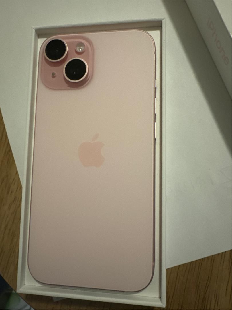 Apple iPhone 15128 GB Pink_3