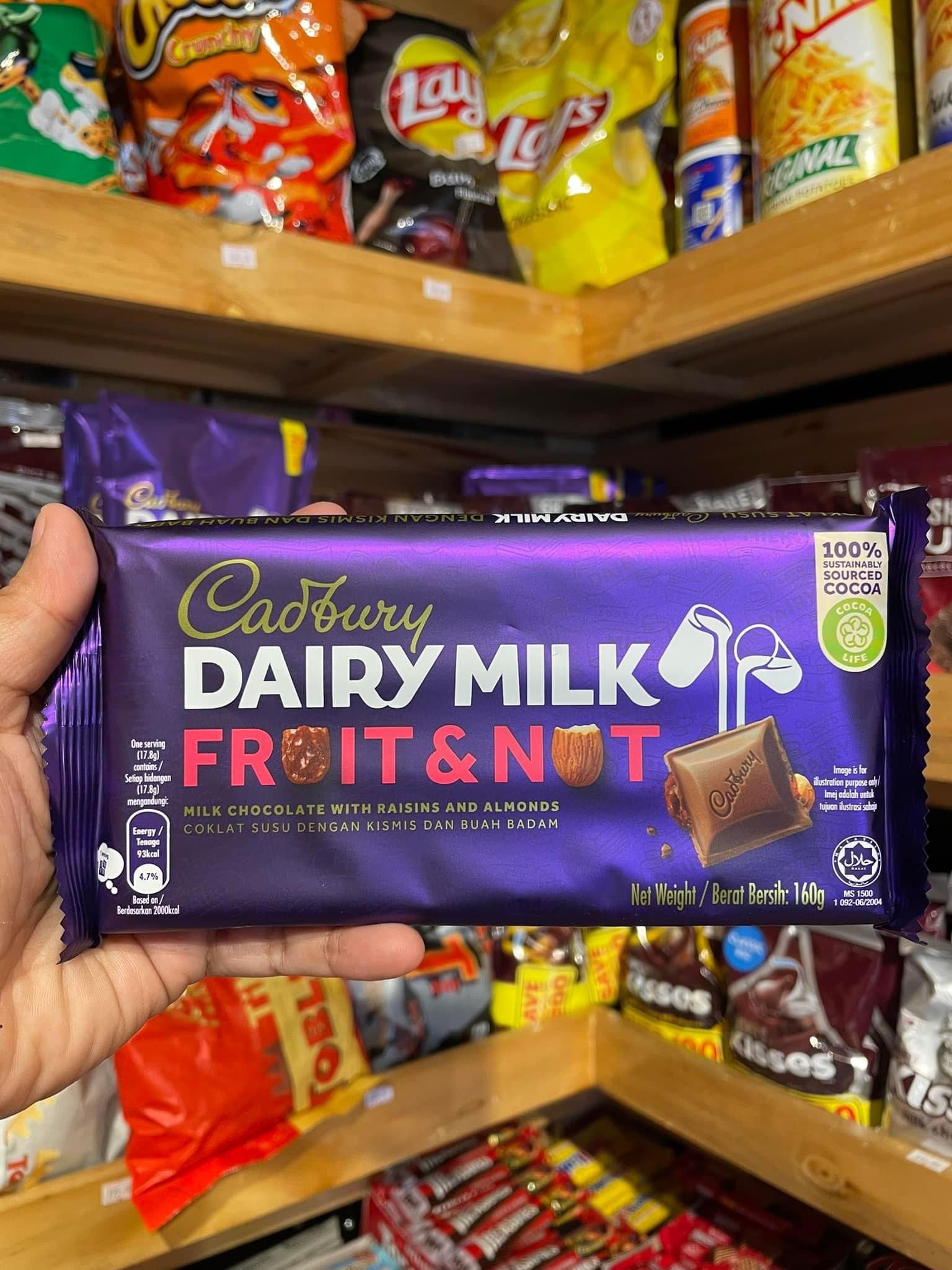 Cadbury Dairy Milk Fruit & Nut 160g_0