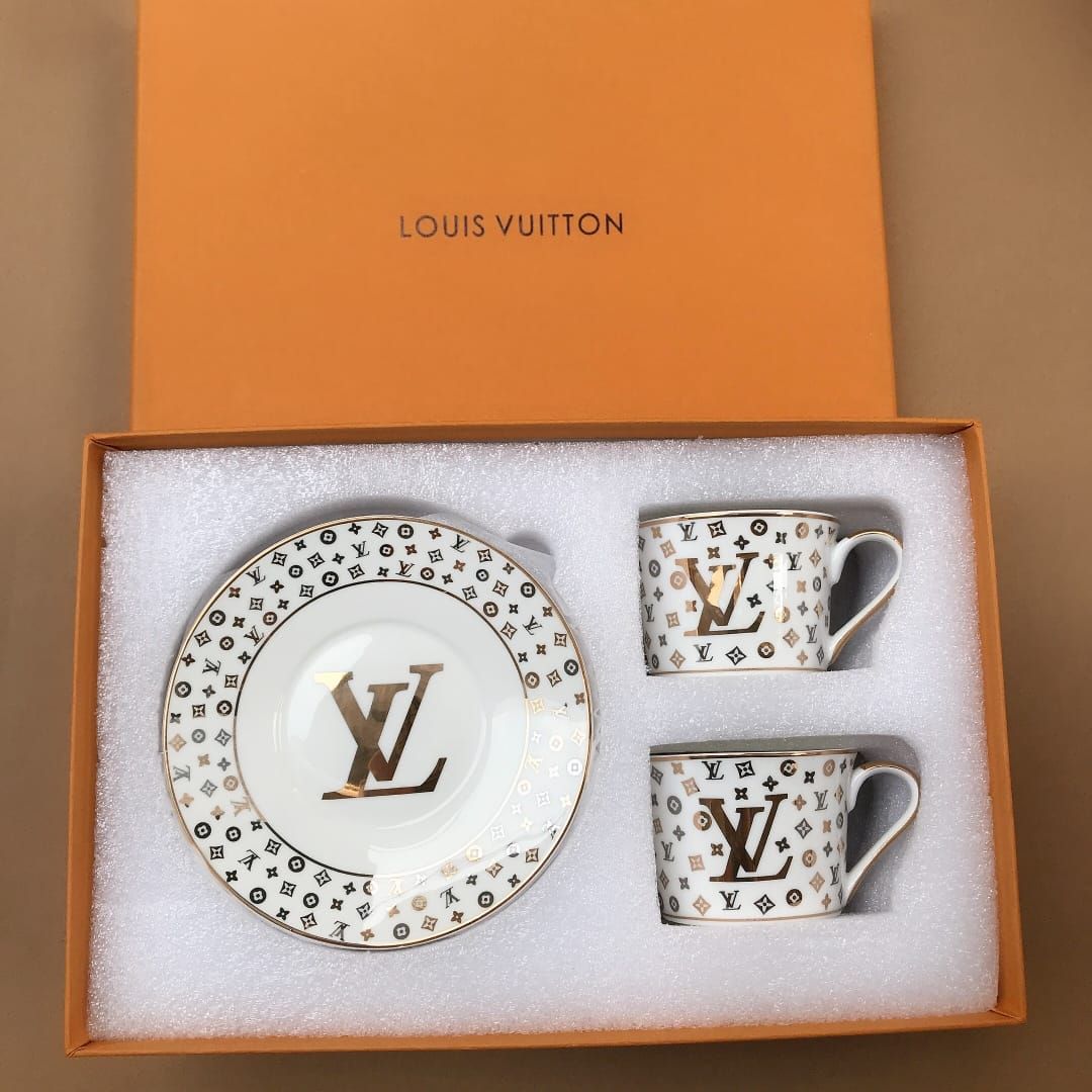 Louis Vuitton_0