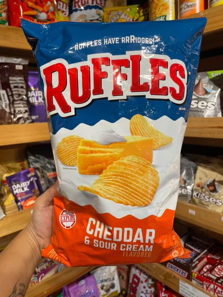 Ruffles Cheddar & Sour Cream 180g_0