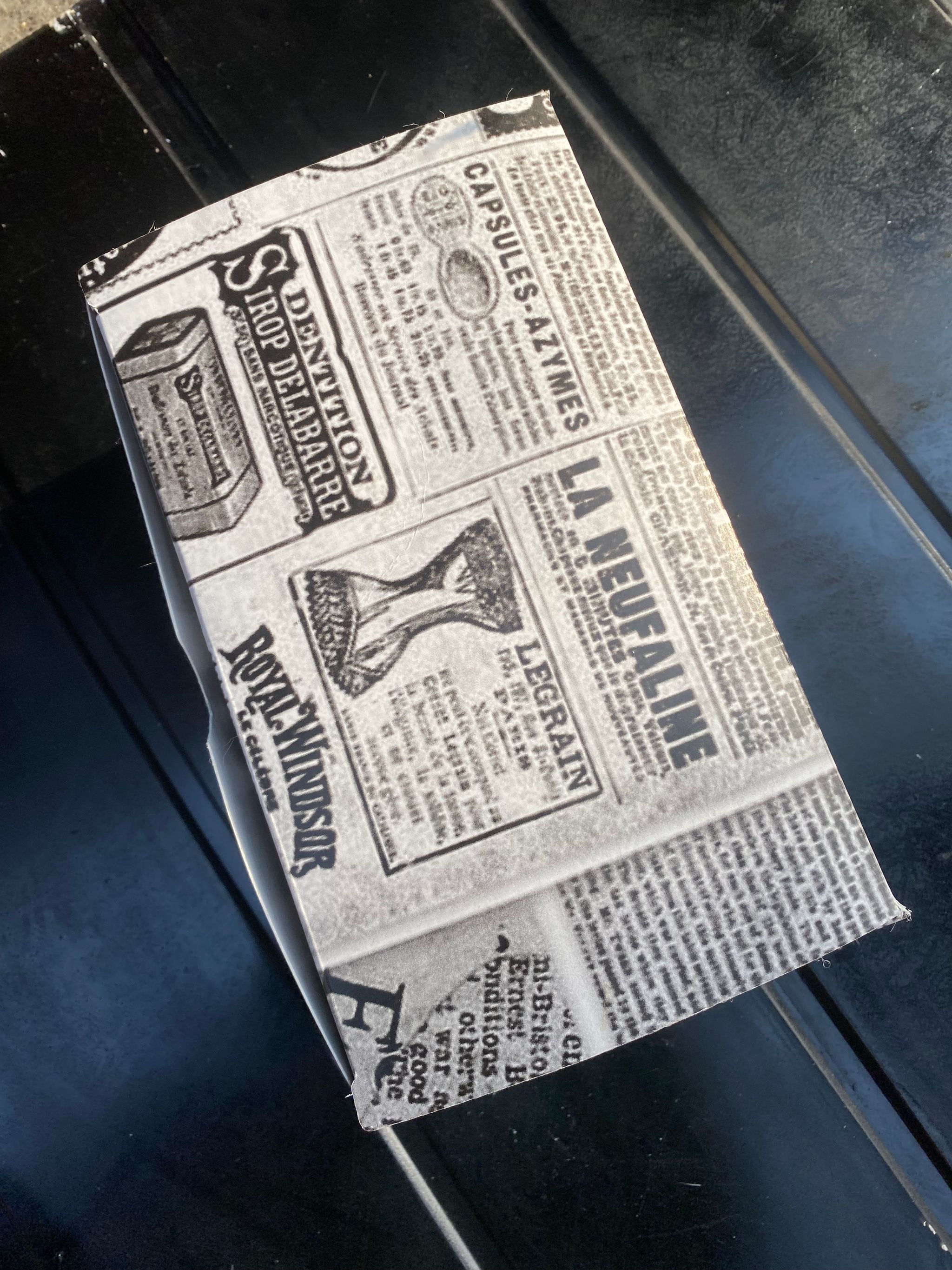 RETRO NEWSPAPER PRINTS QUICK SERVICE TAKEOUT BOXES_7