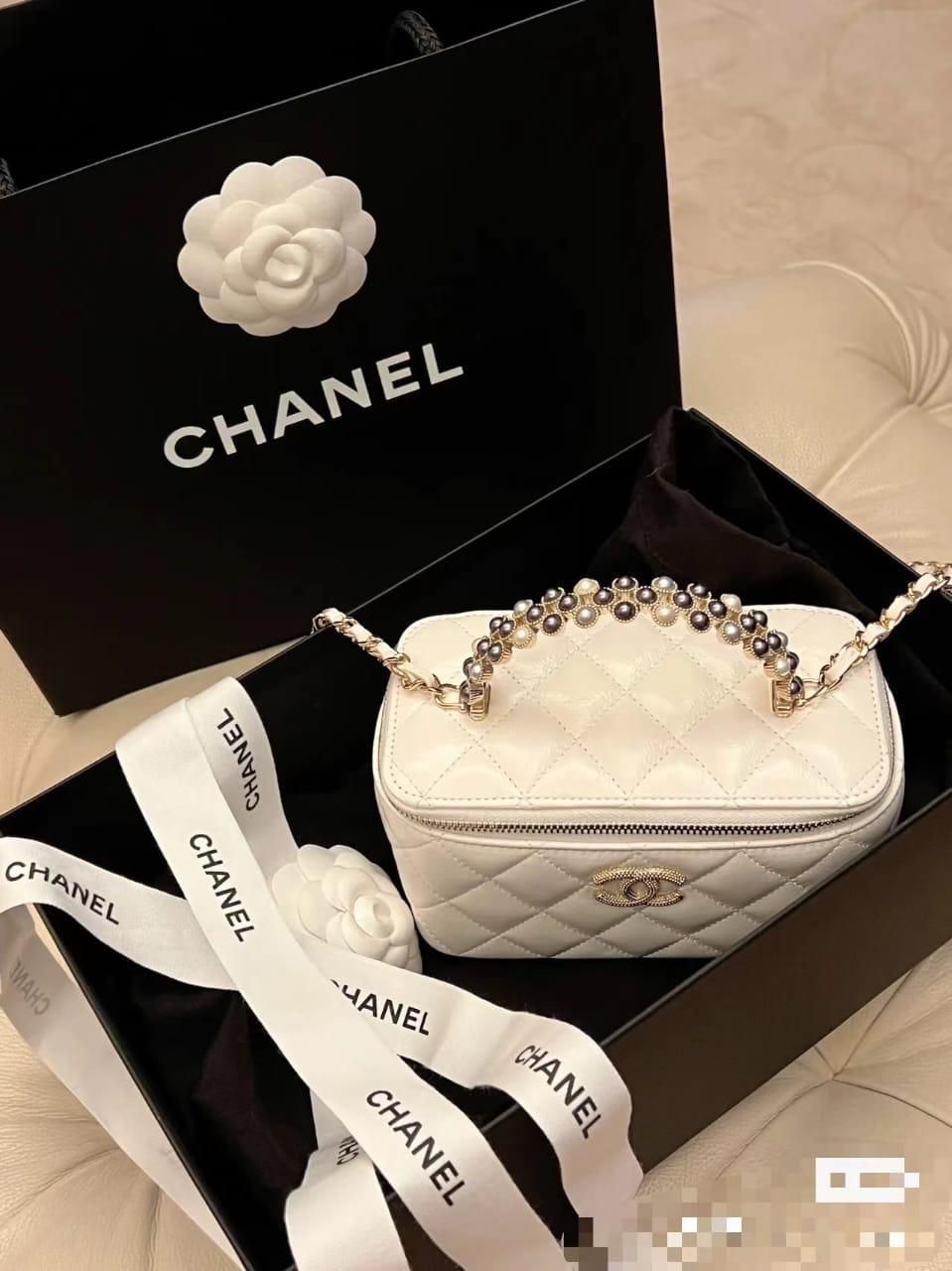 CHANEL Vanity Chain Shoulder crossbody Bag_4