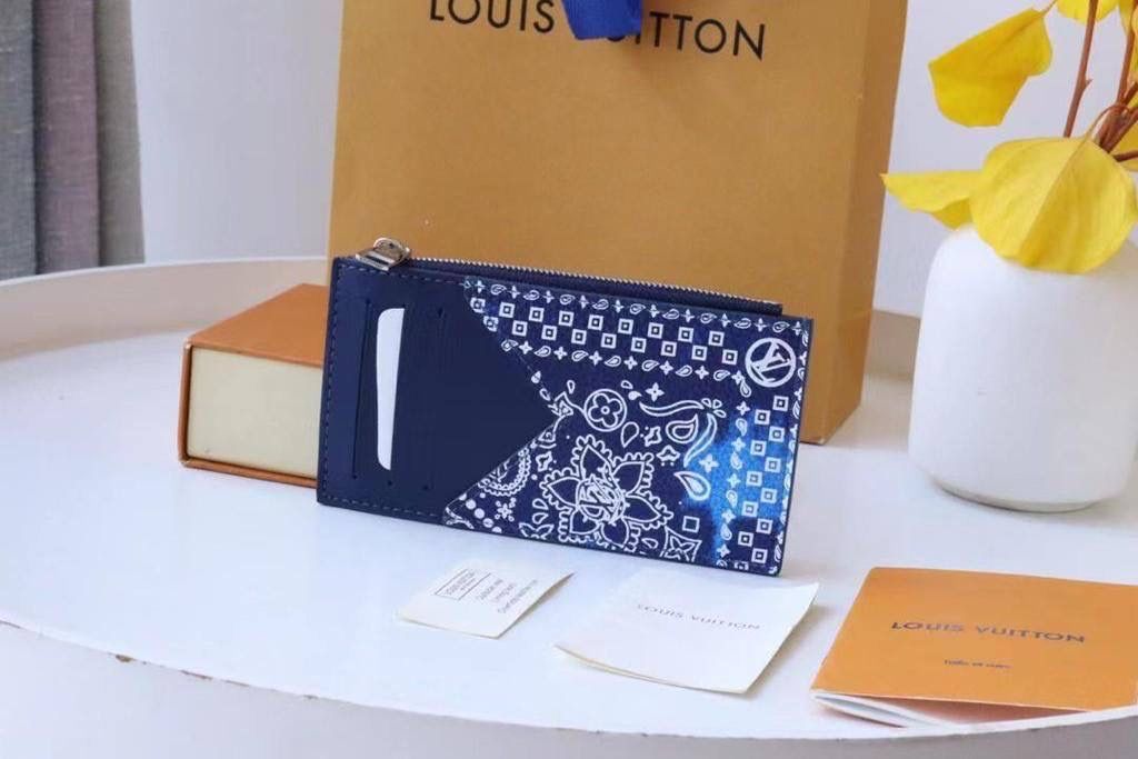 LOUIS VUITTON Coin CArd holder bandana Blue_0