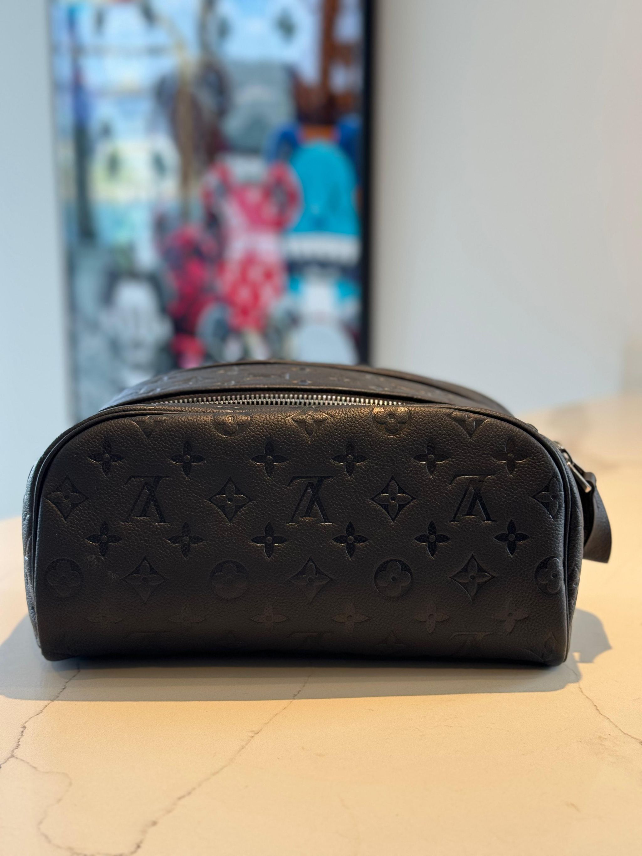 LOUIS VUITTON Locker Dopp Kit_1