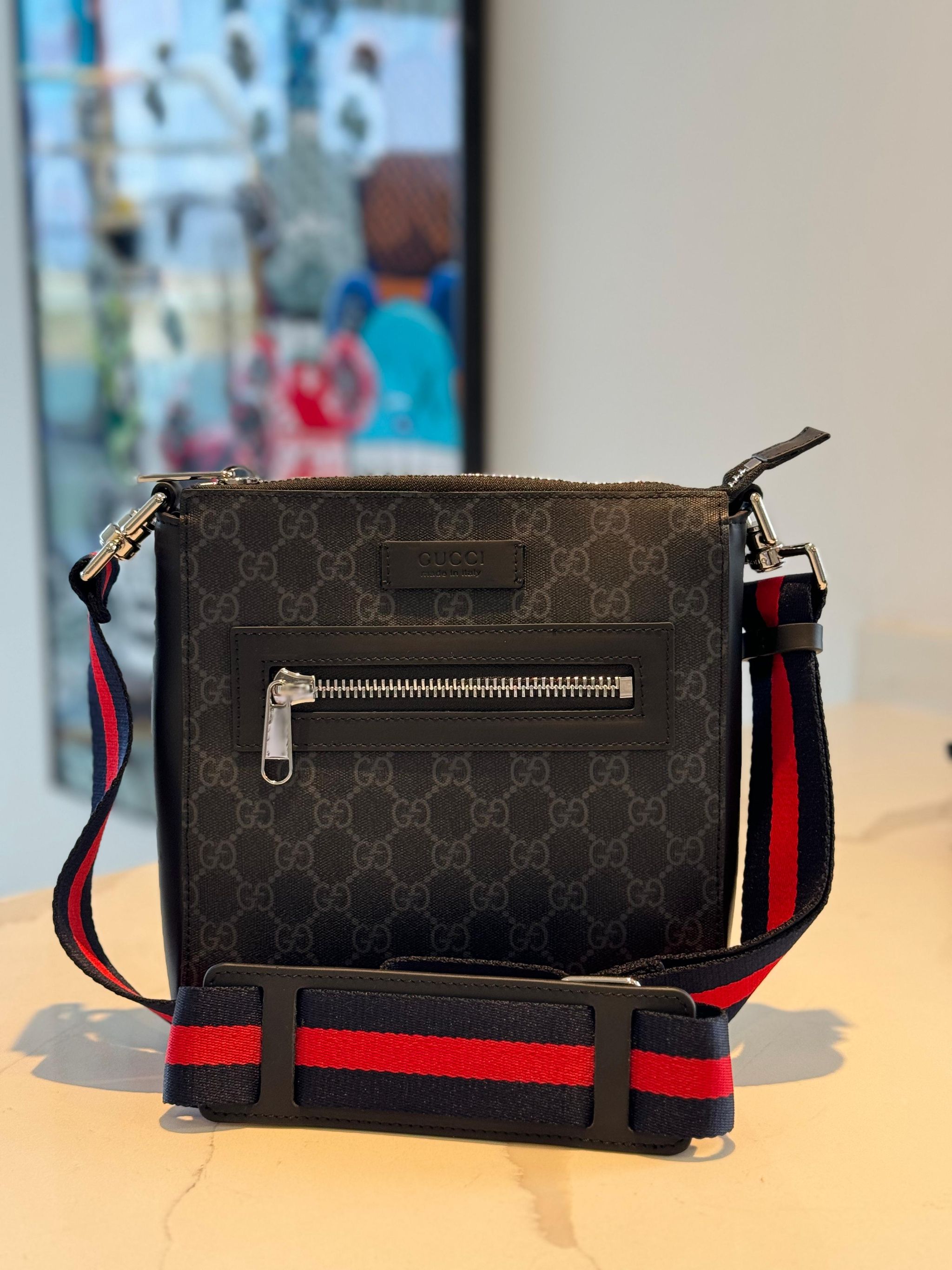 GUCCI GG Supreme coated canvas messenger bag_0