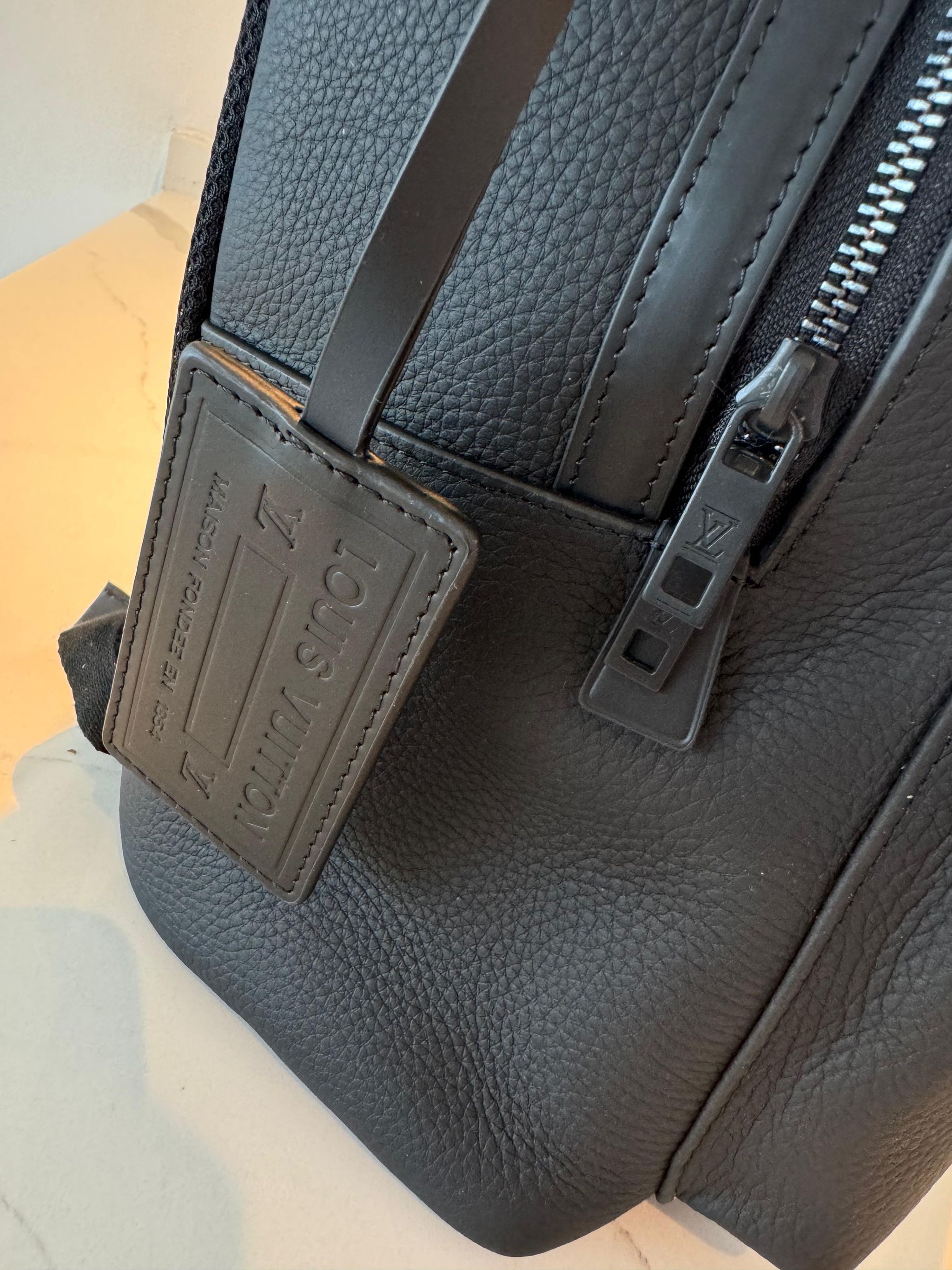 LOUIS VUITTON Aerogram Takeoff Backpack_1