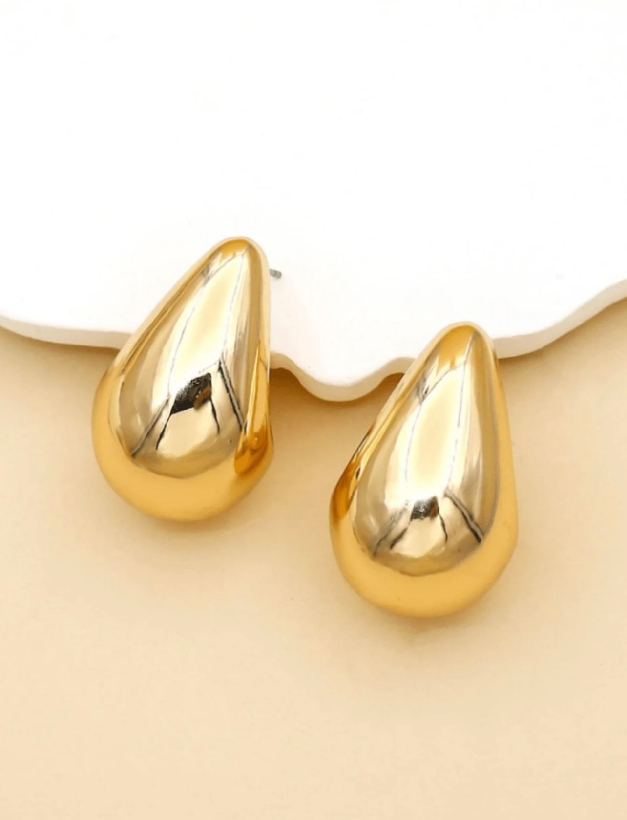 Tear drop earring _3