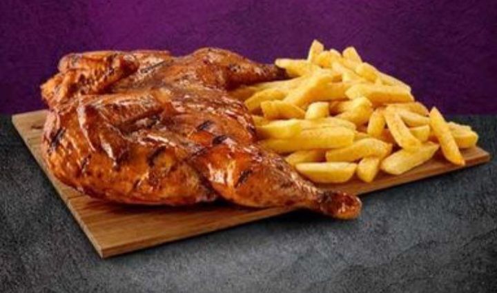 Full flamed grilled chicken _0