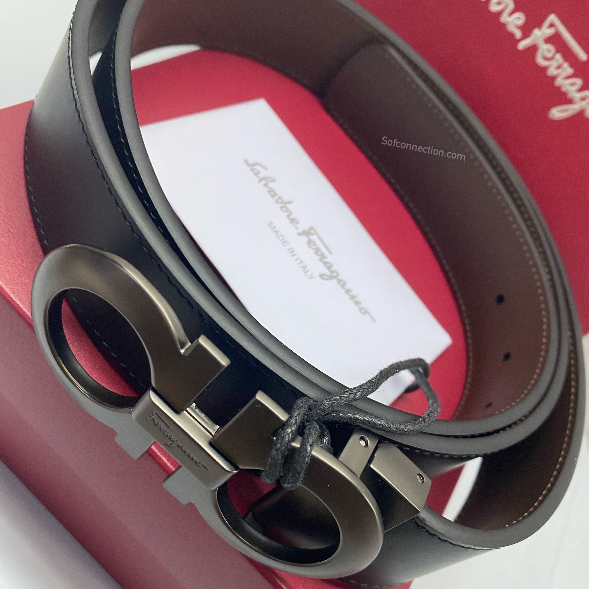 Salvatore ferragamo Men’s Reversible Belt ( 675542 ) Black- Brown , Silver Brown_5