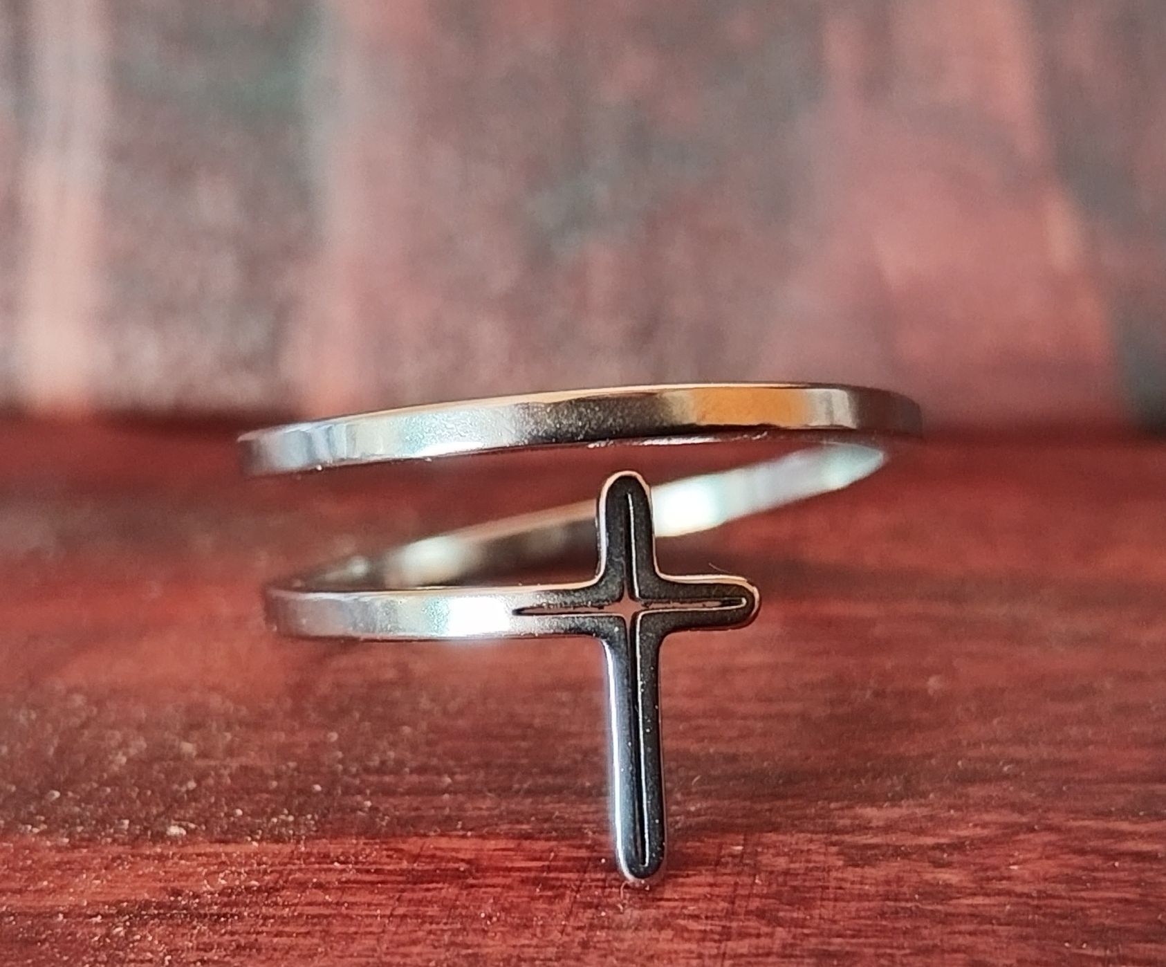 Cross ring_0