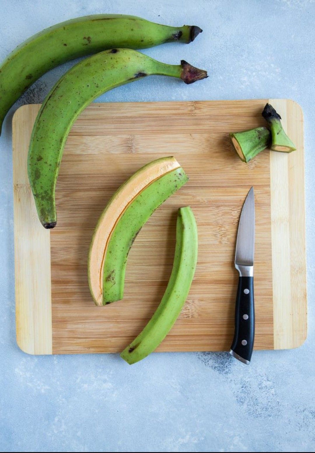 Raw bananas_0