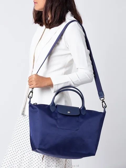 Longchamp Le Pliage NEO (MEDIUM)_4